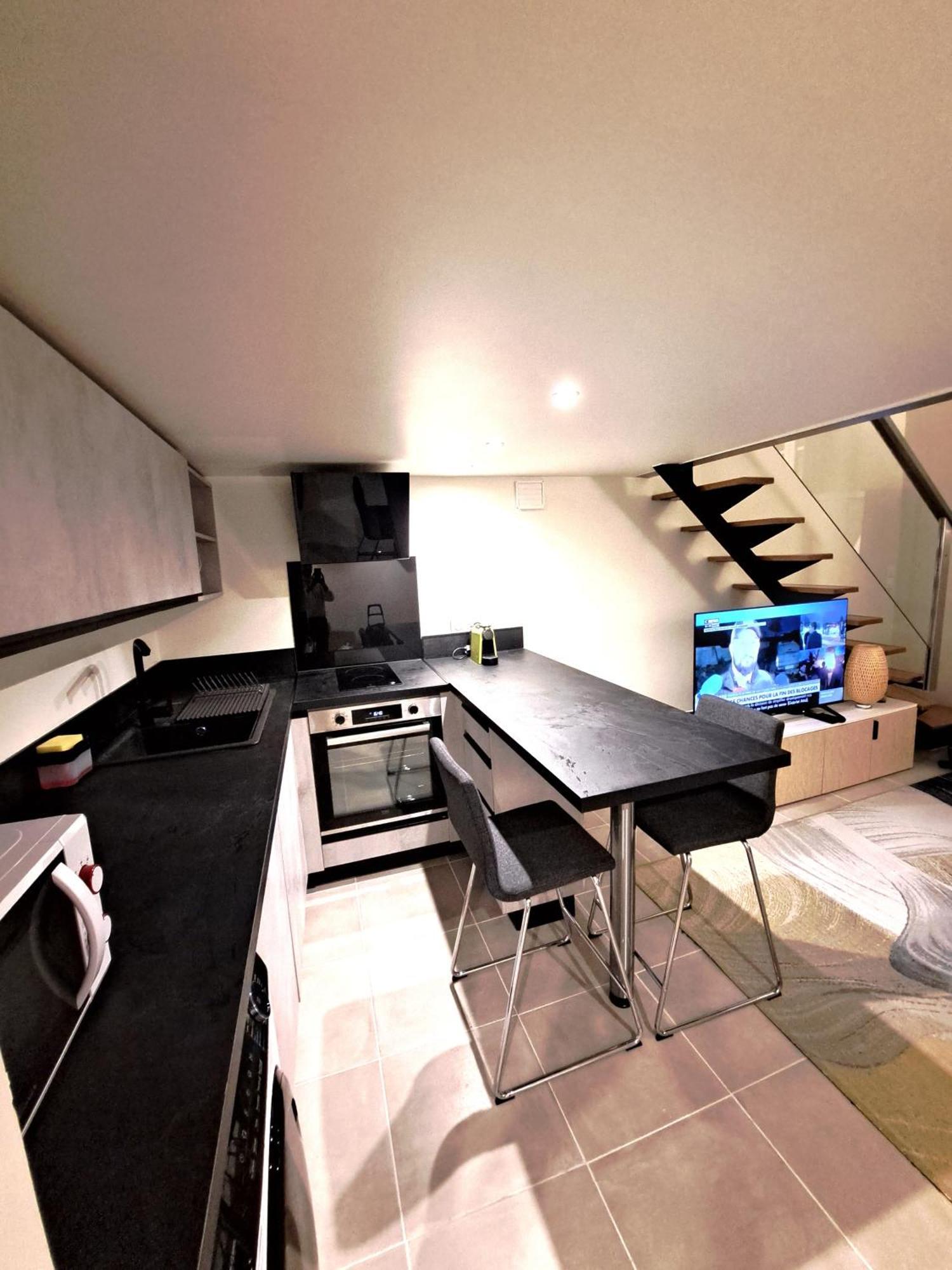 Apartment Massena Square View 2 Min To The & The Old Town Nice