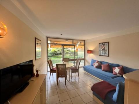 Seaside Pool And Tennis * Nice