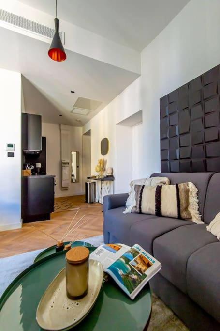 Elegant T2 Renove 4 Pers, Centre Nice, Climatise Apartment Nice