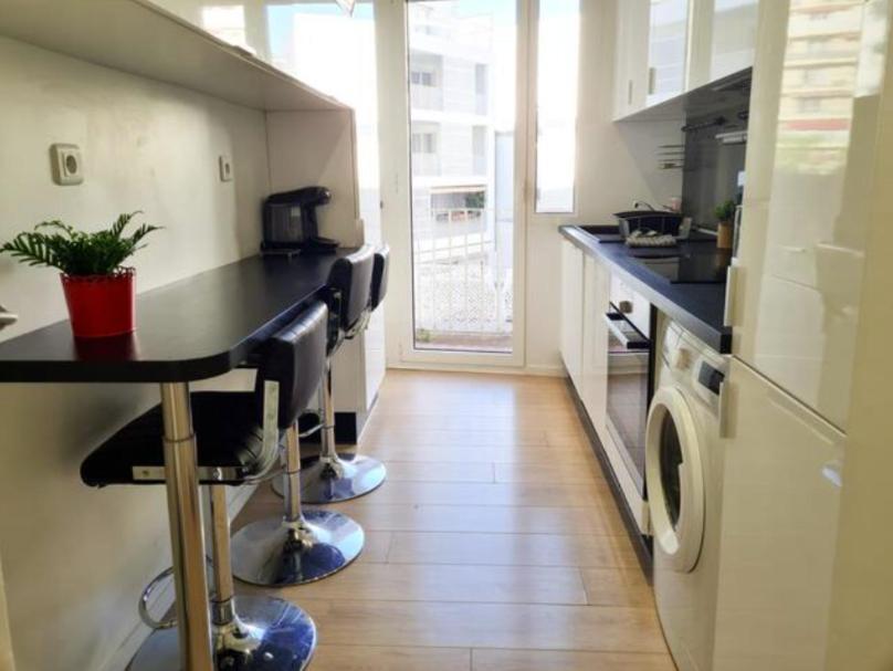 Avec Balcon Et Parking Prive *