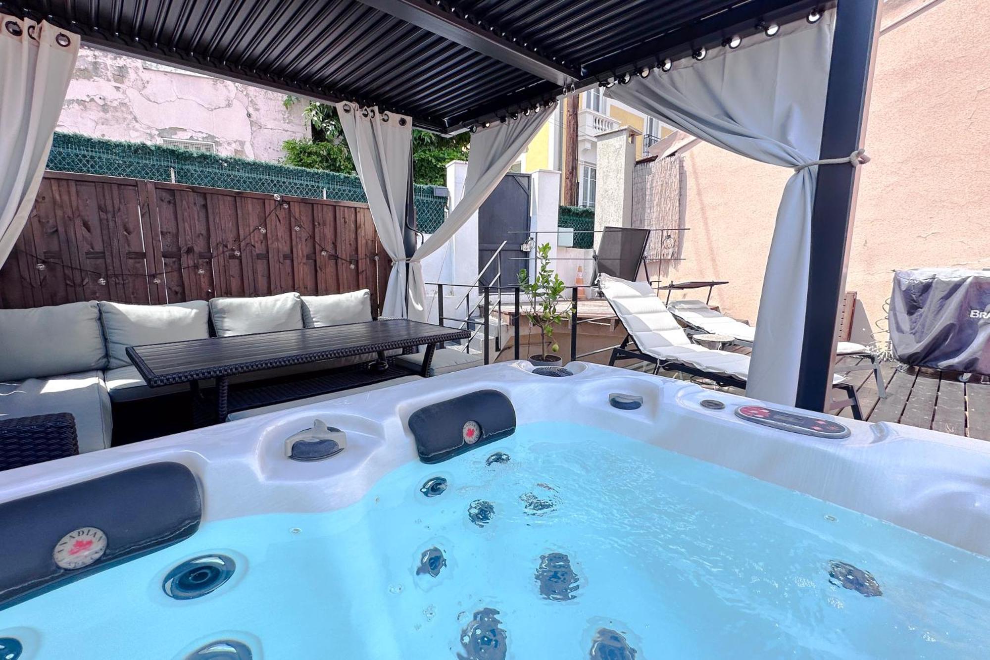 Apartment Bellet - Rooftop, Jacuzzi Et Vue Imprenable Sur Et *