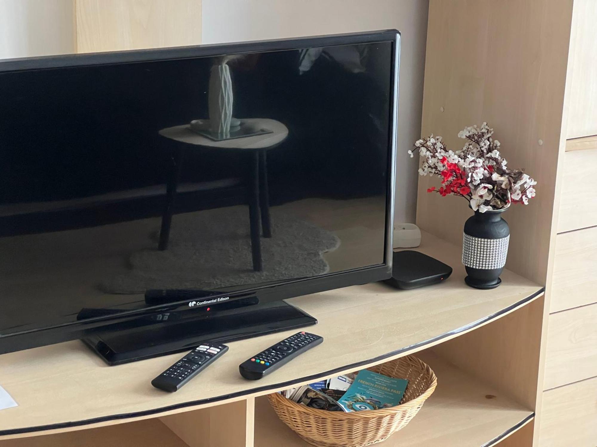 Appartement Luxe Et Charme Mediterraneen Face A La Promenade Des Nice