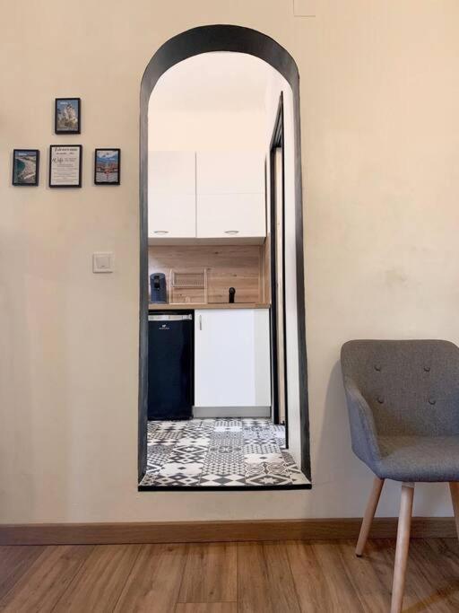 Apartment Tzarewitch Studio 10min Promenade & Gare Nice