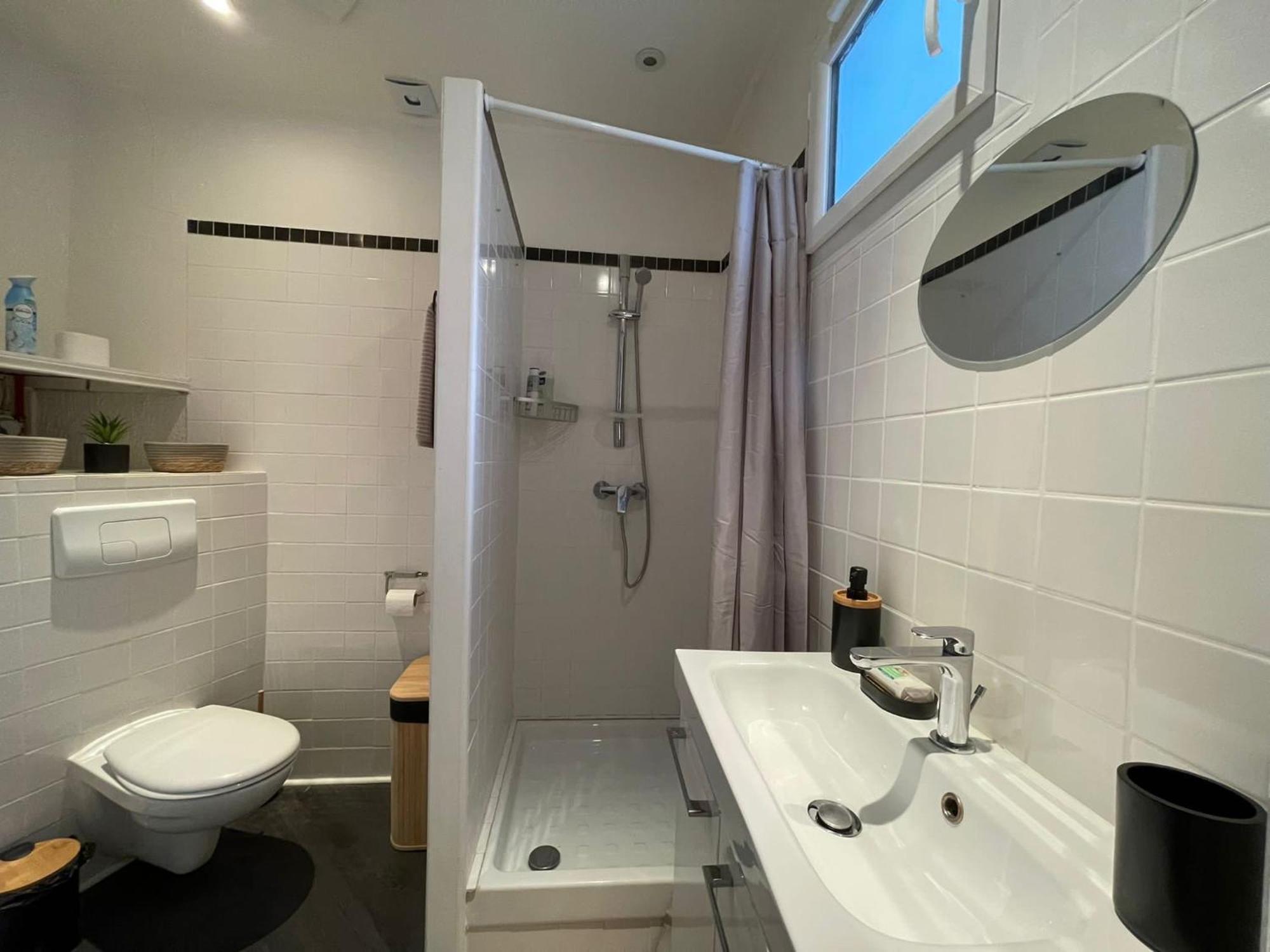- Port De Apartment