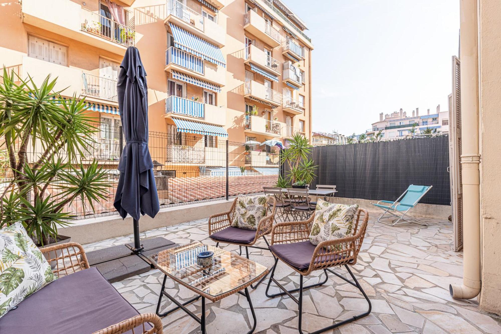 Large Terrace 1 Bdr Near Garibaldi Square Apartment Nice