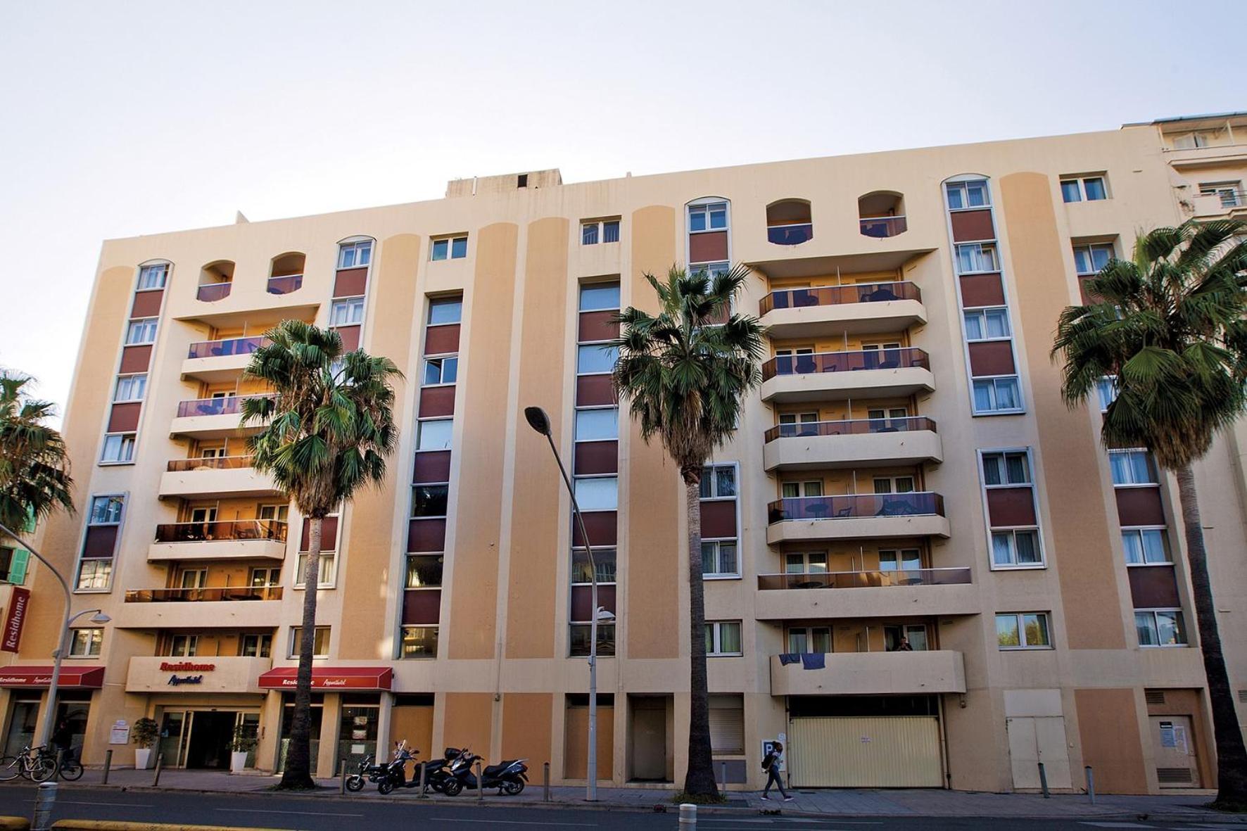 Residhome Promenade Aparthotel Nice