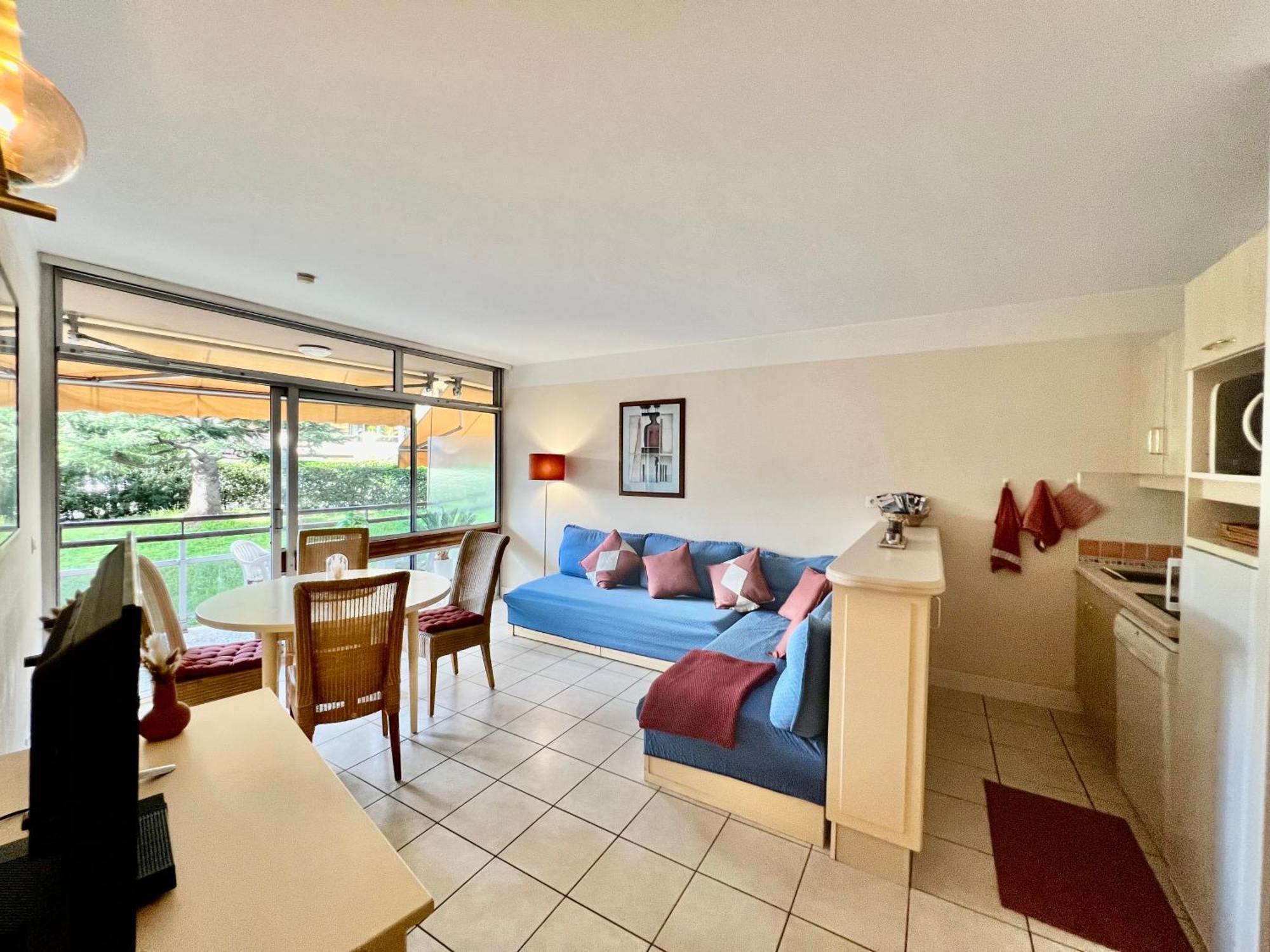 Seaside Pool And Tennis Nice