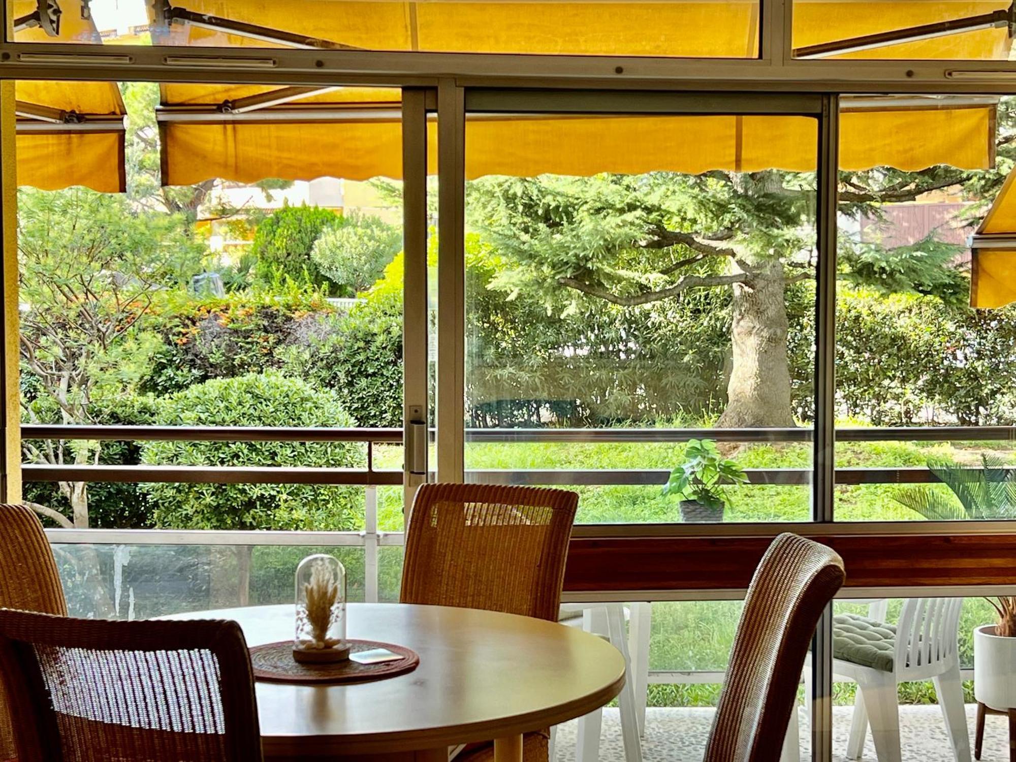 Seaside Pool And Tennis Apartment *