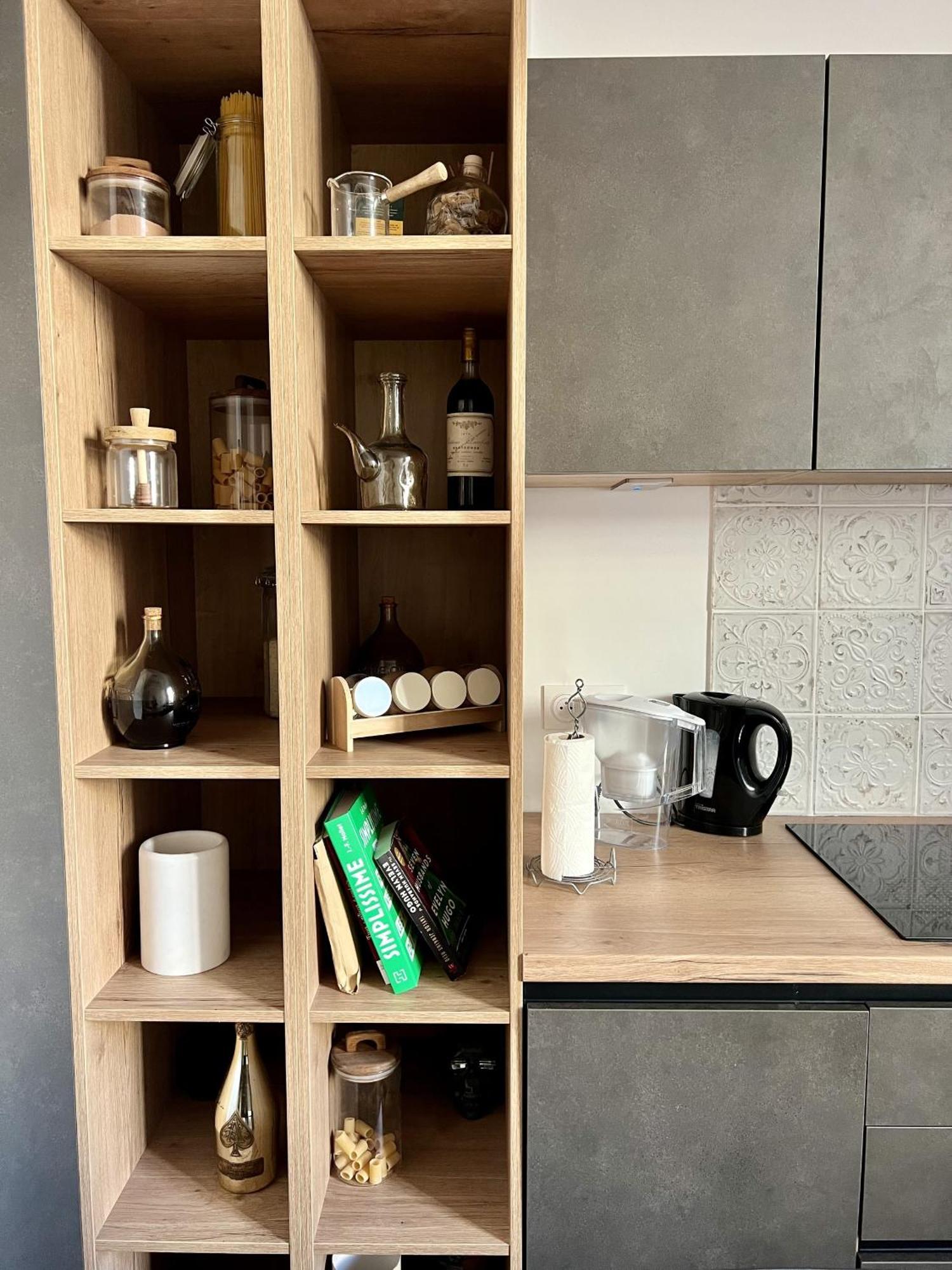 Apartment Luxe Center: 3-bedroom With Parking Near Nice