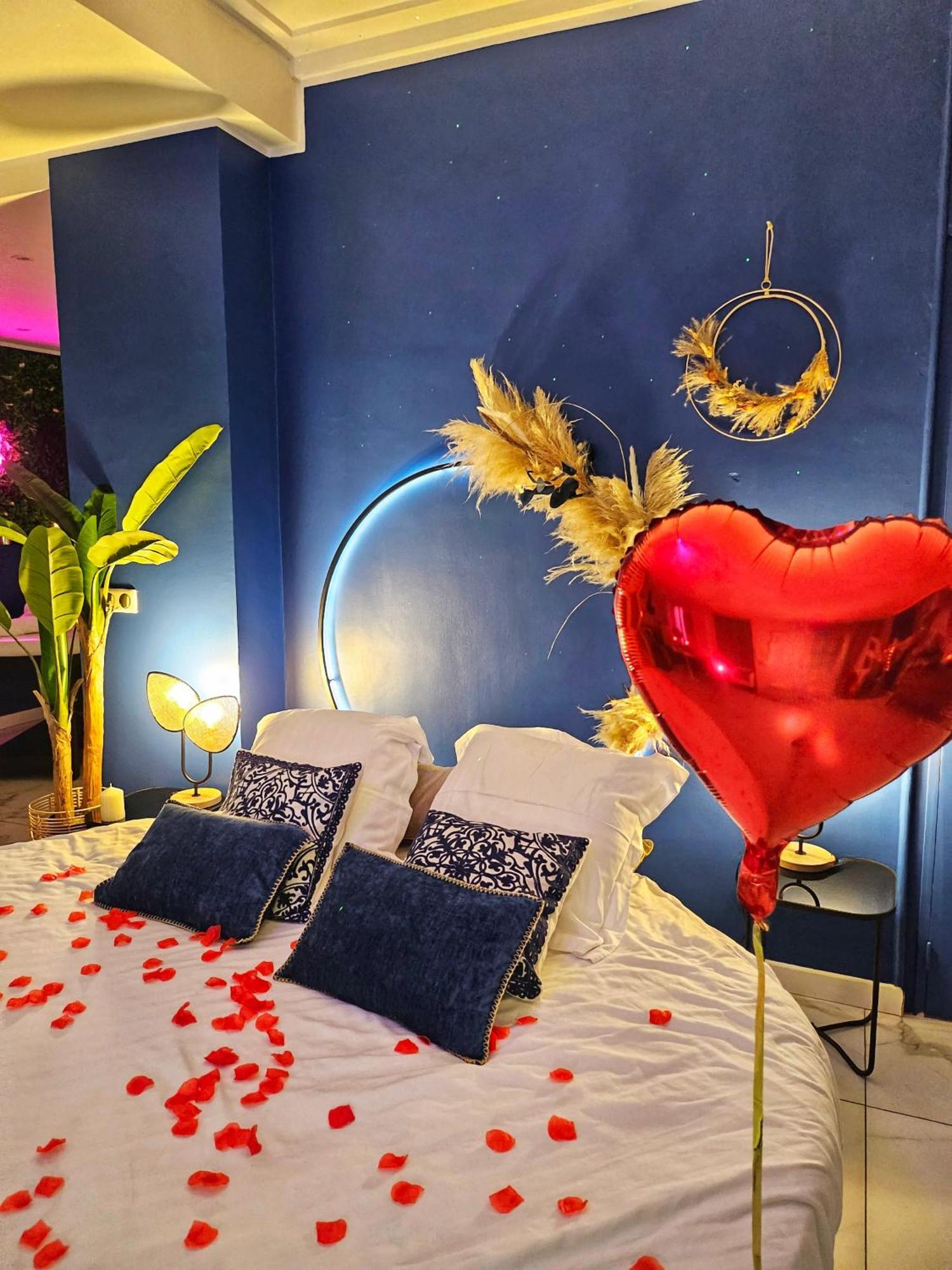 Loveroom Jacuzzi Passion Nice
