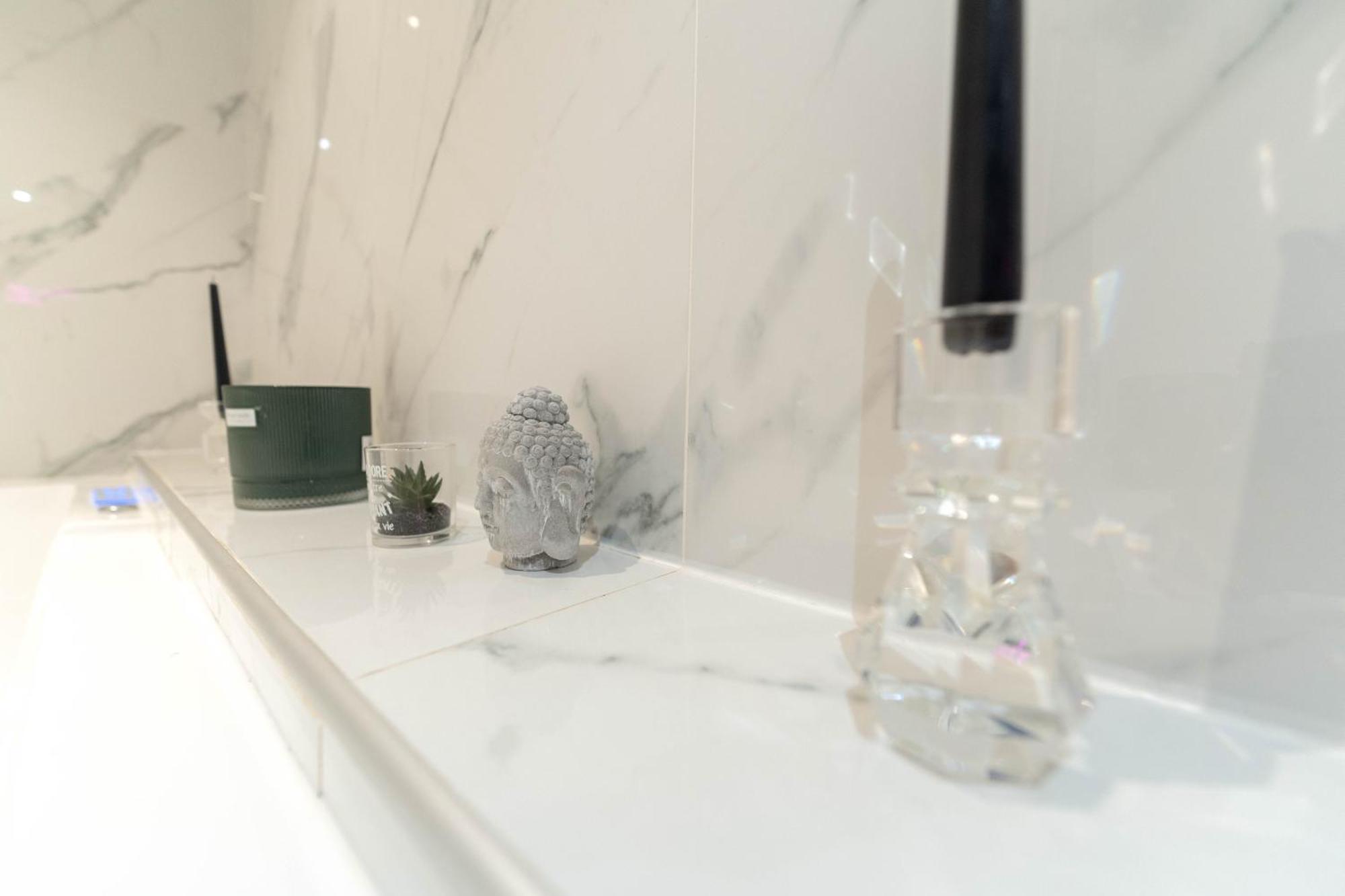 Loveroom Jacuzzi Passion