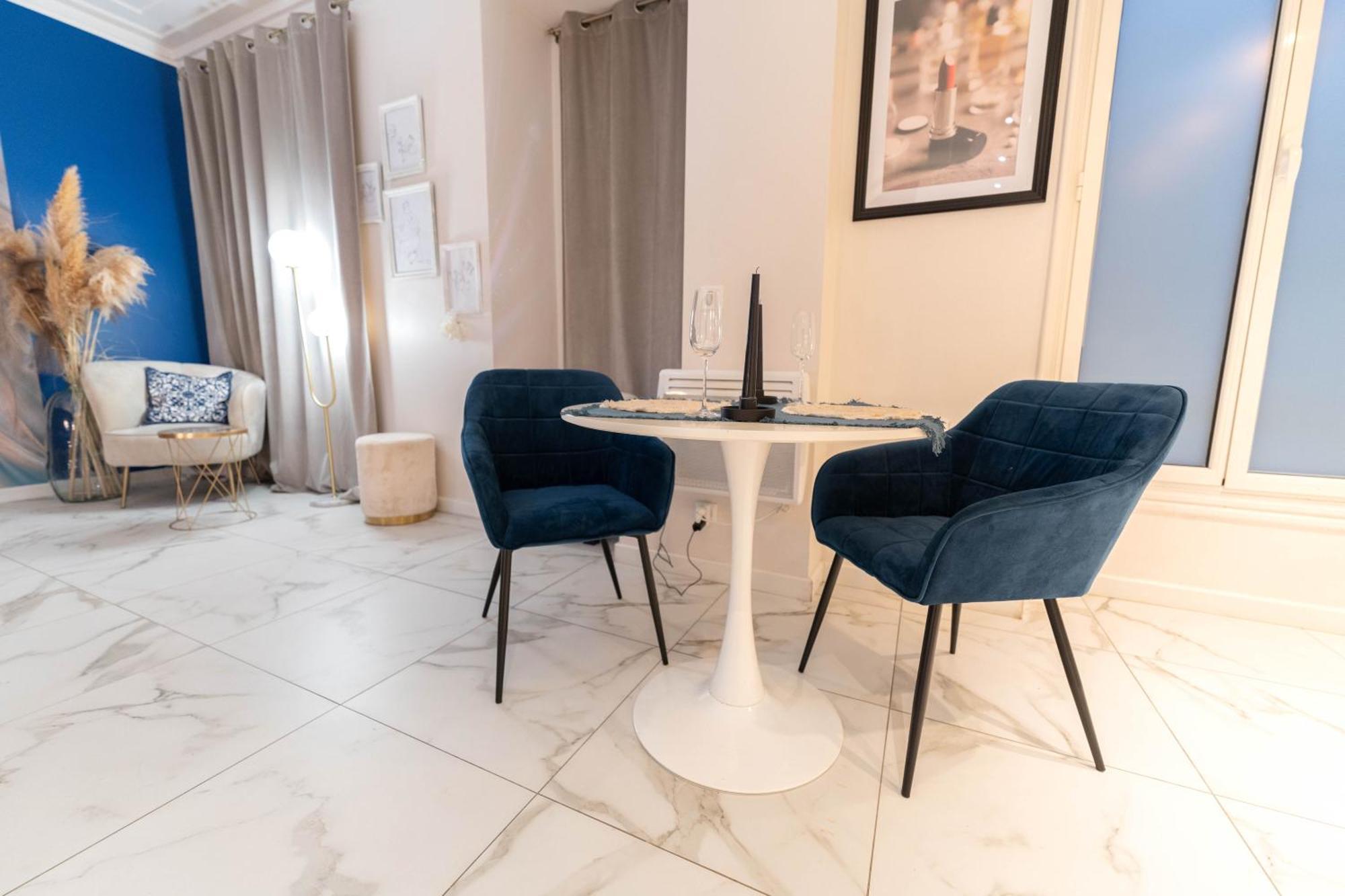 Apartment Loveroom Jacuzzi Passion