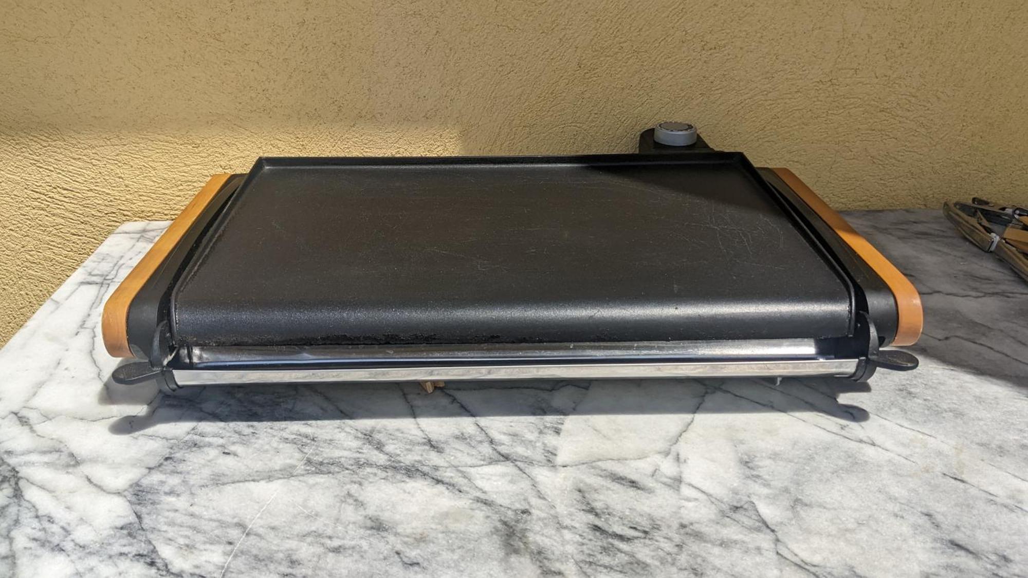 3 Pieces Dans Avec Piscine *