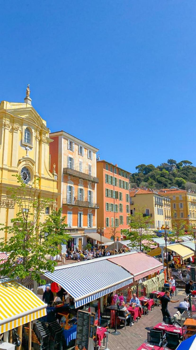 4 Couchages Idealement Place Promenade Des Anglais / Cours Saleya *
