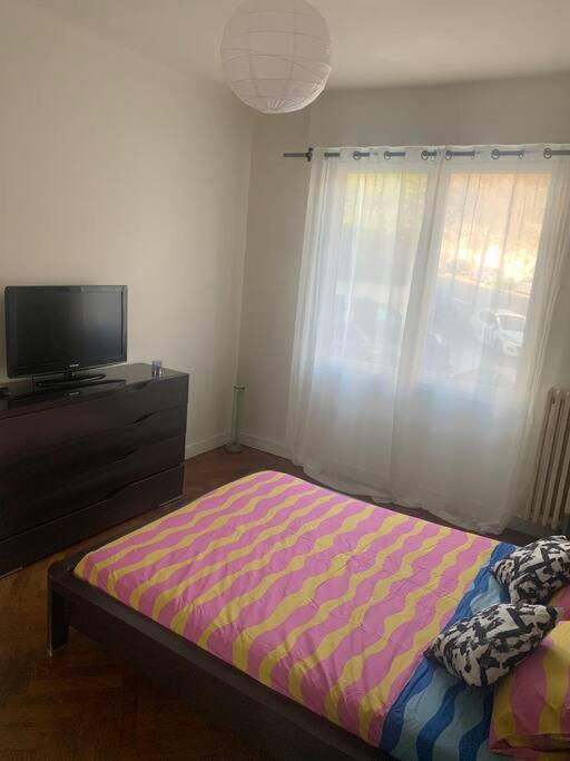 Apartment 2 Pieces A Nice. Nice