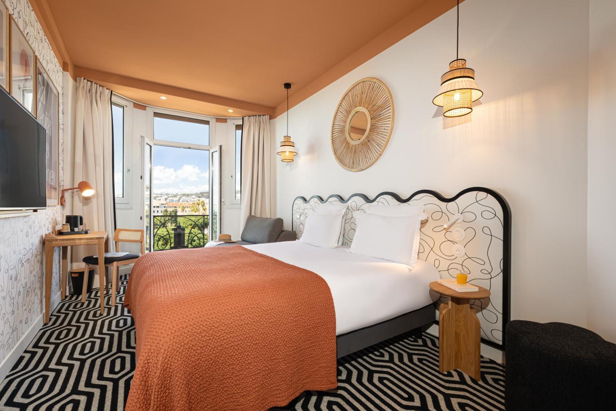 Hotel 1er 4*