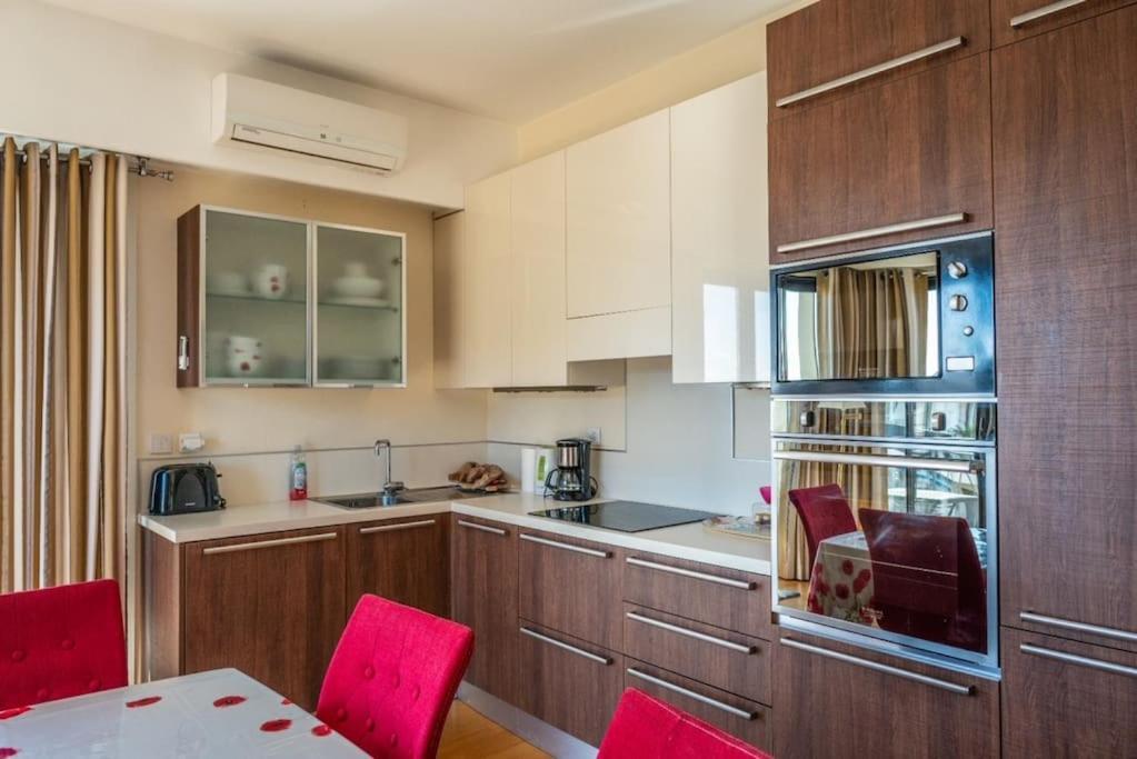 Georges V - Superb 100m2 With Ac Apartment