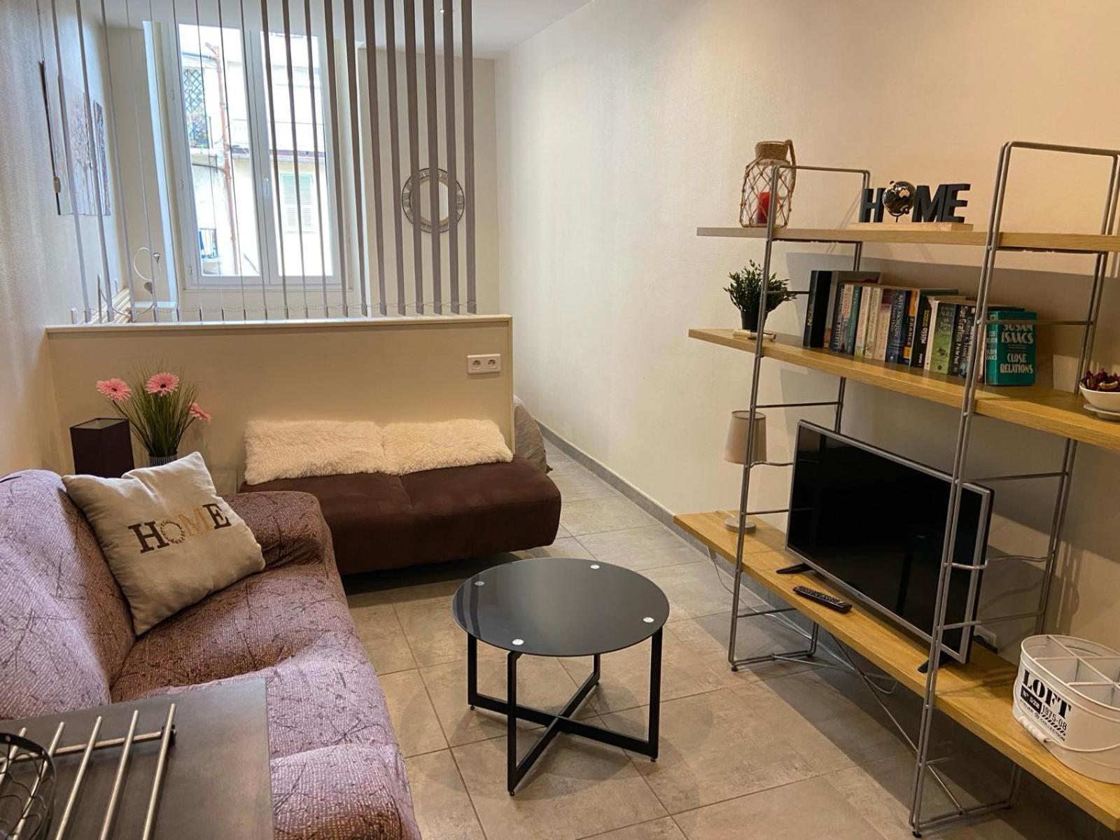 Alex Mari Apartamento Nice