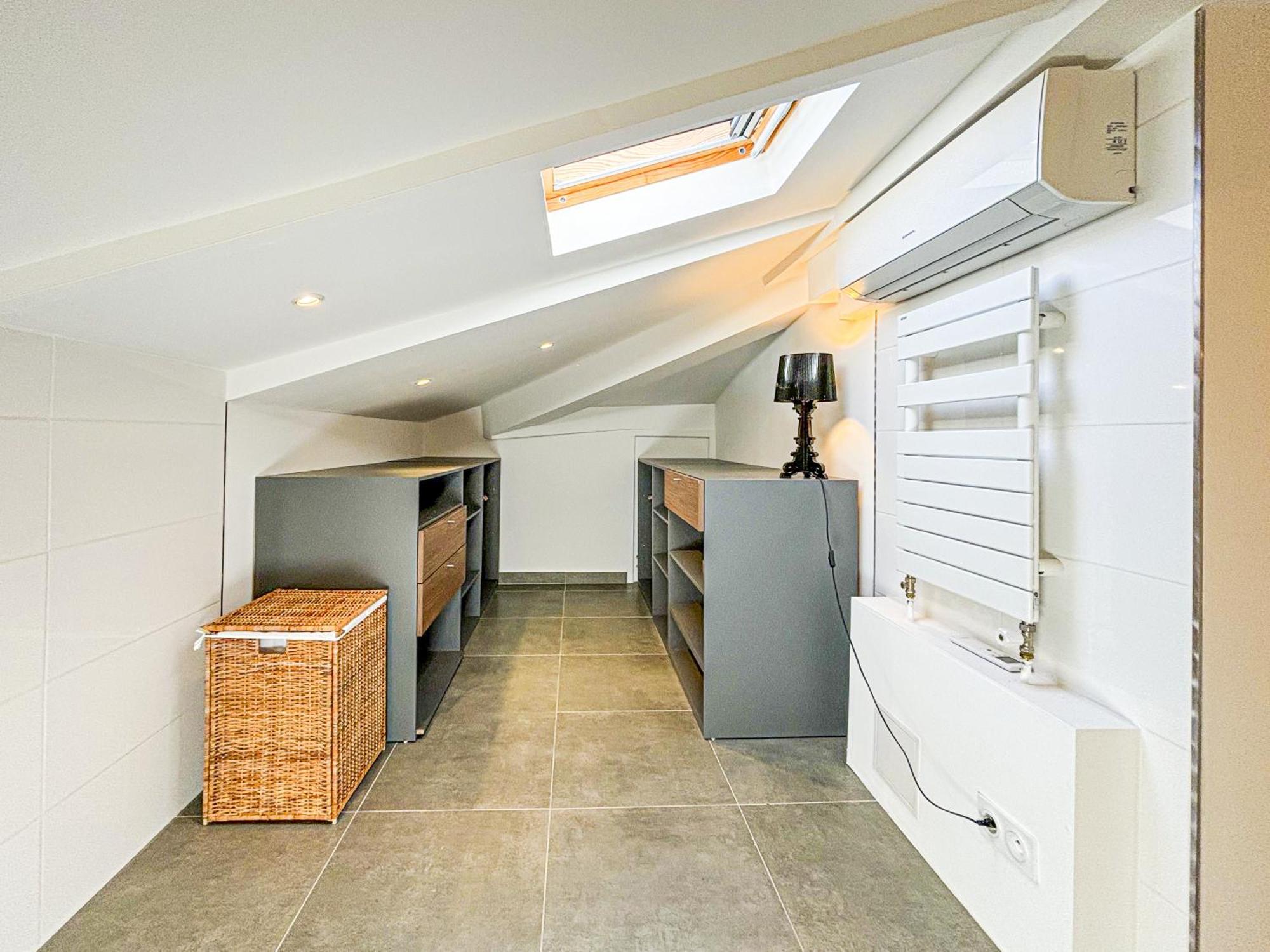 Cours Saleya - Wifi, Ac, 2pers, Apercu Mer