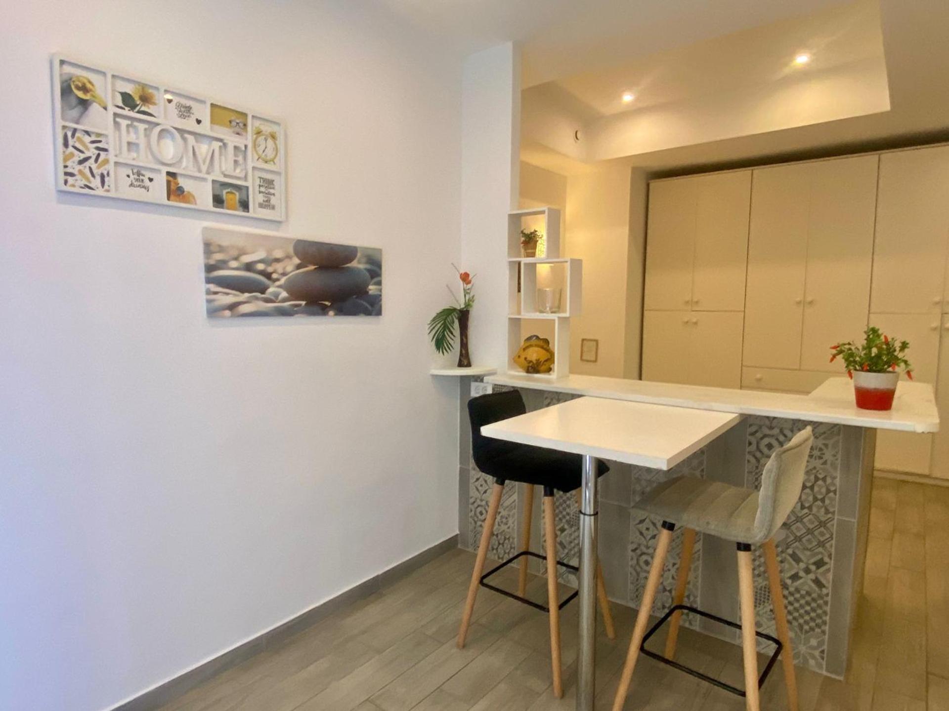 Apartment Pv1- Paul Valery Five Stars House