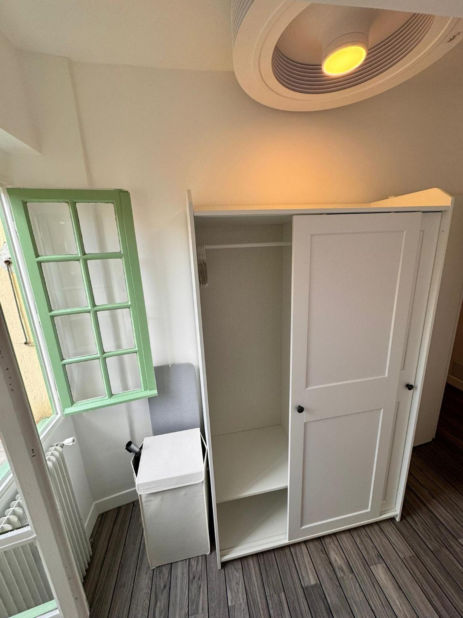 Carre D'or: Very Calm Cozy 2br, With Wi-fi Apartment Nice