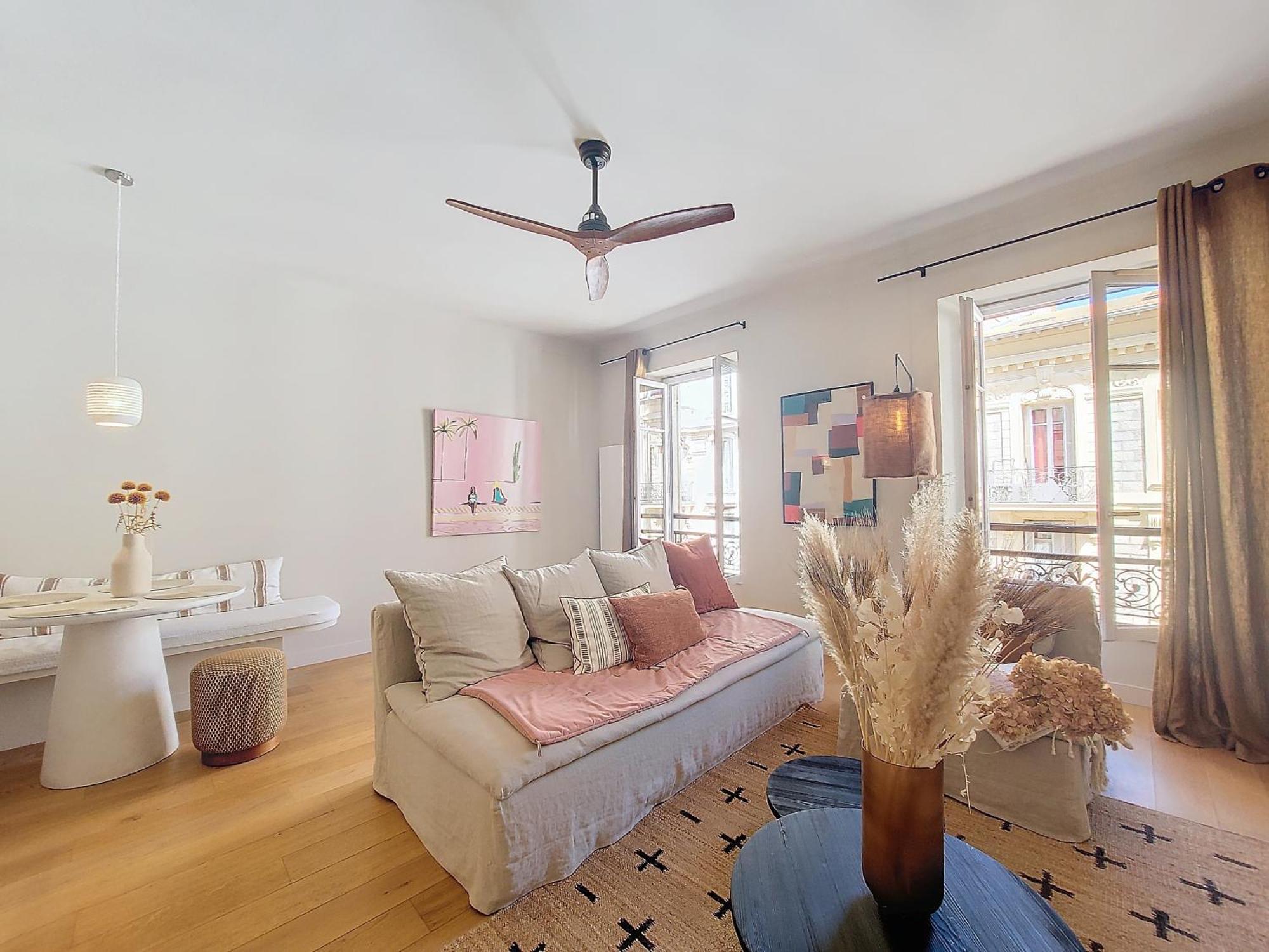 Apartment Nestor&jeeves - Riviera - - Near *