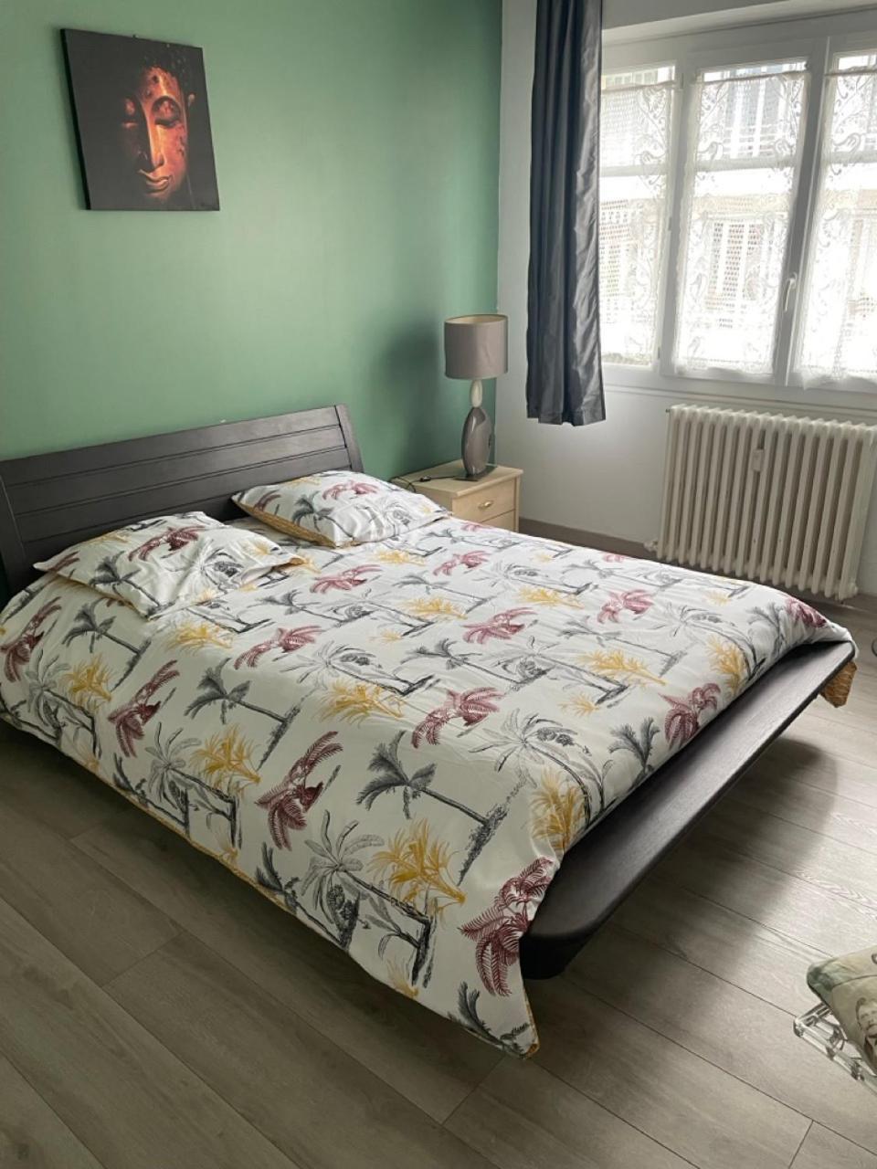 Apartment Avenue Des Fleurs