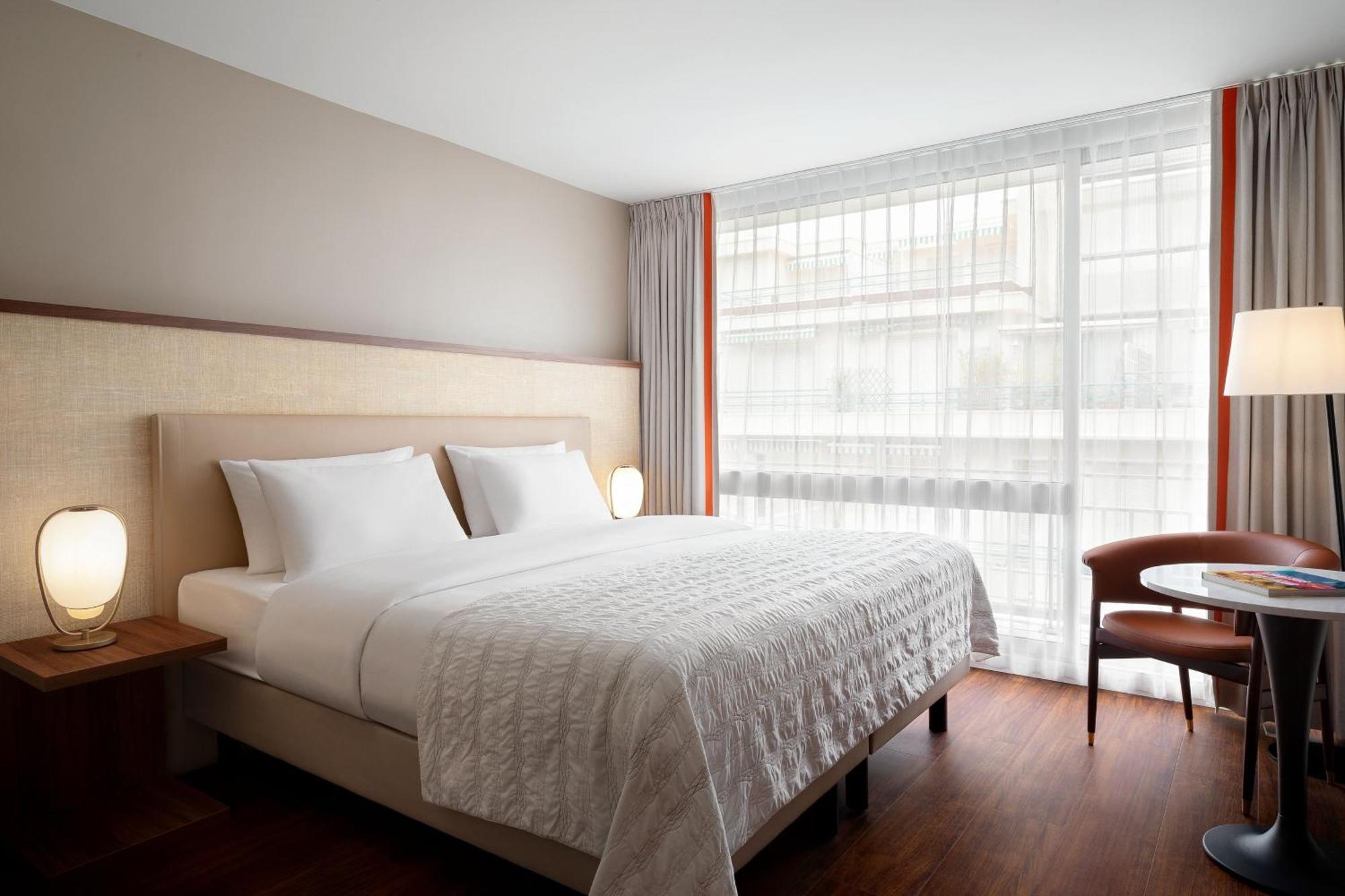 Le Meridien Nice 4*