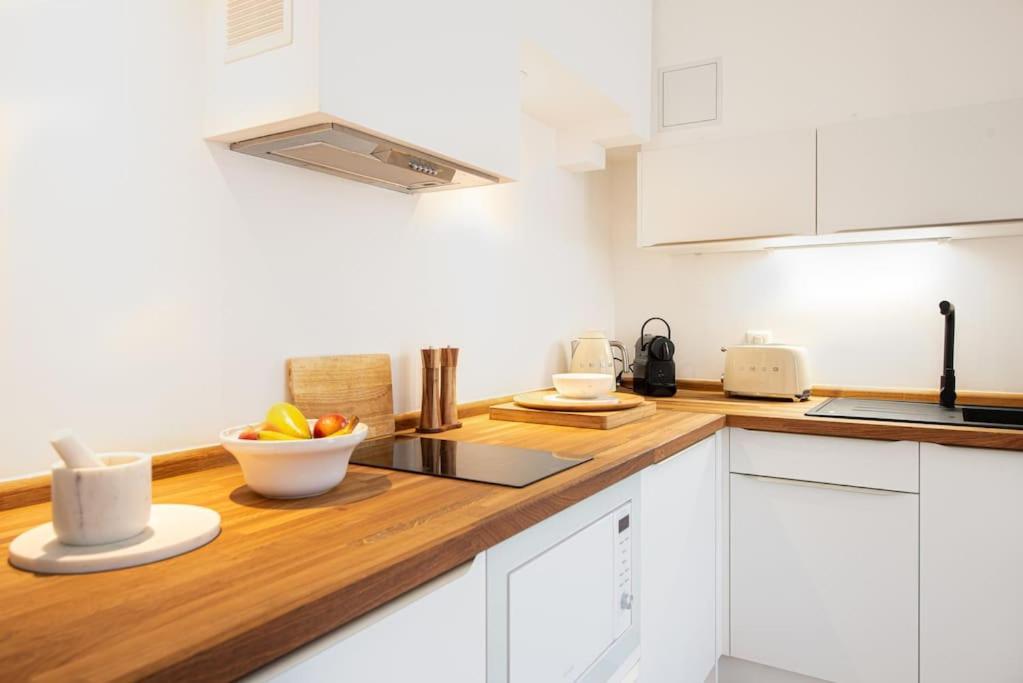 #30 Staywiz Us - Old Town, Castle Panoramic View Terrace & Ac Apartment Nice