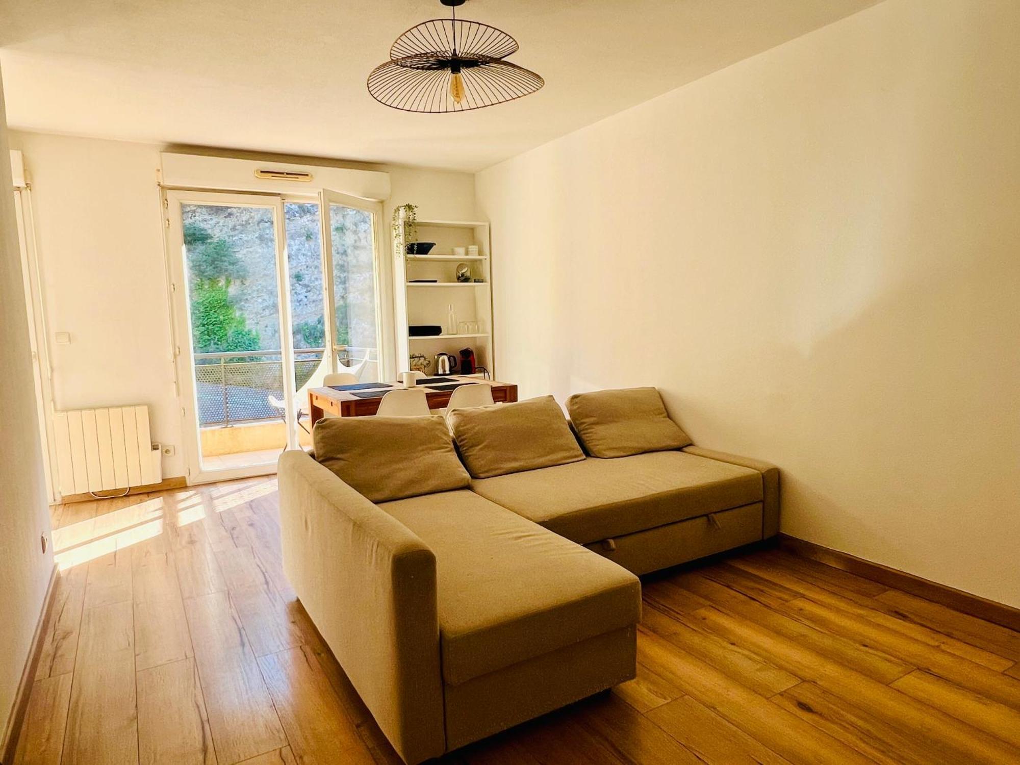 Magnificent Renovated Apartment, 2 Of 45 M2, Close Tothe Sea, Floor, Terrace Nice