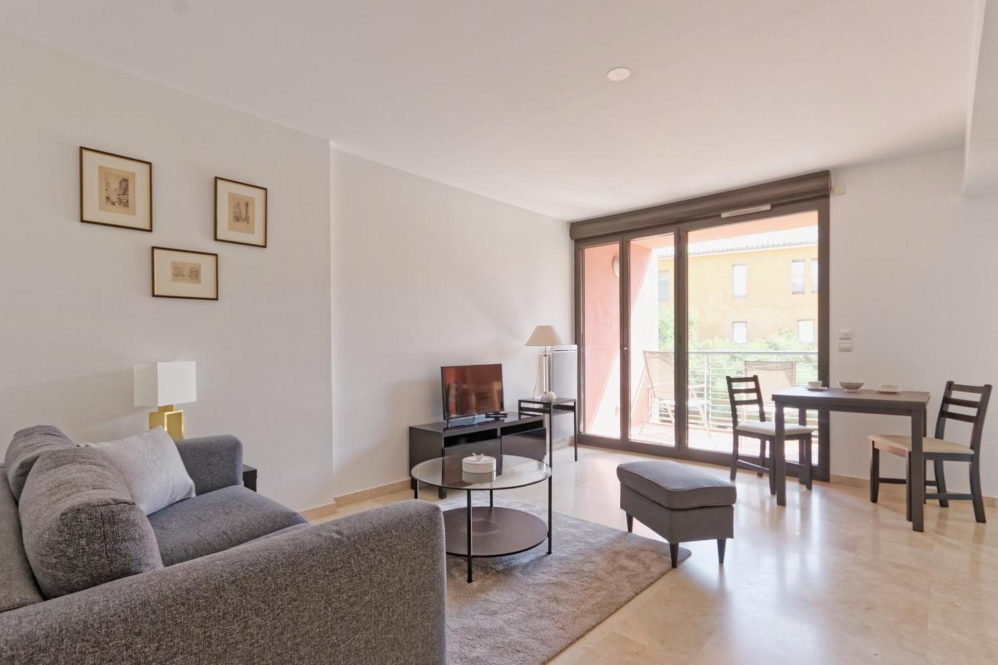Lafayette Chez Jeannine Furnished Flat Apartment *