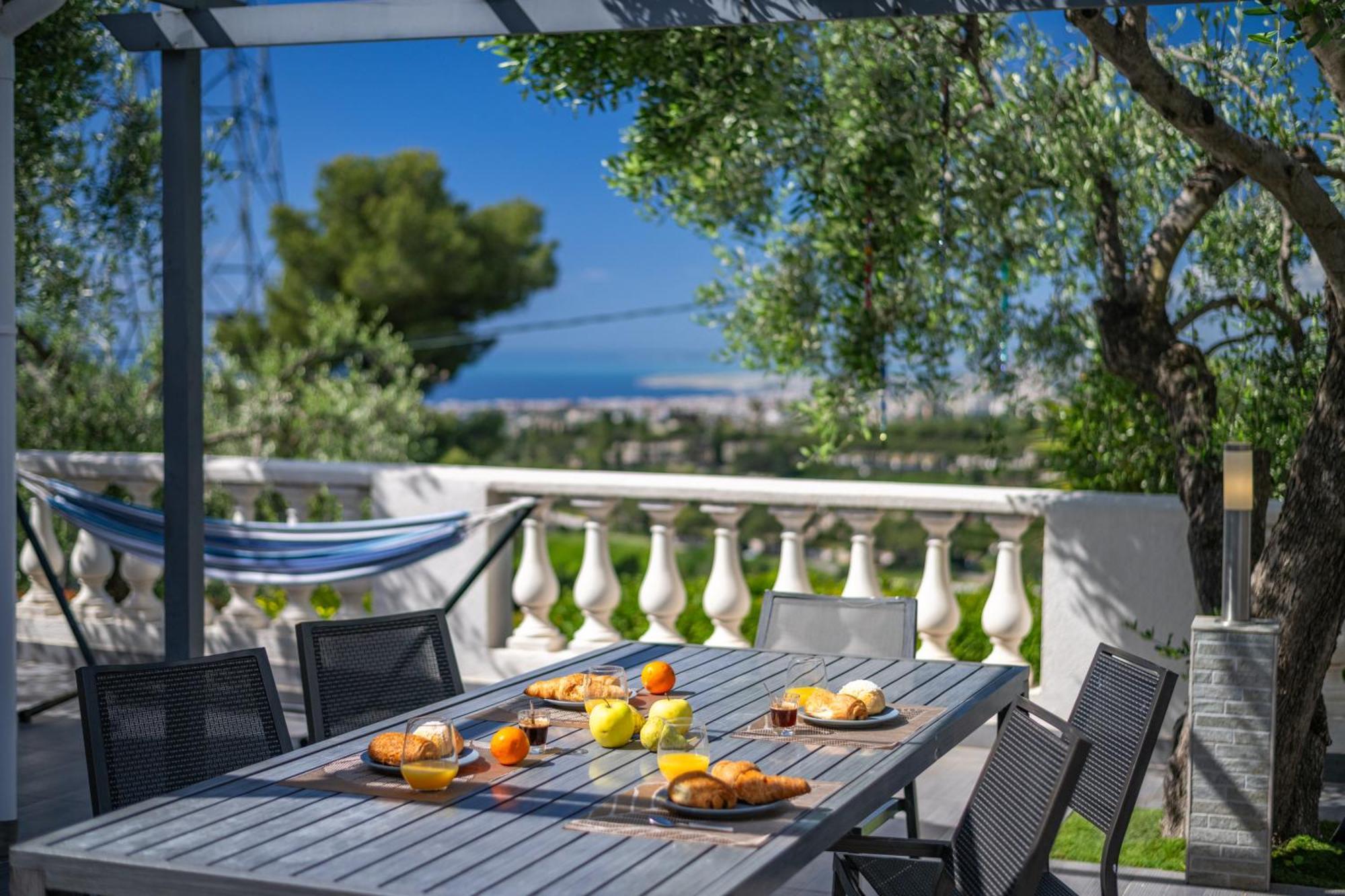 Vue Mer, Terrasse Et Villa Nice