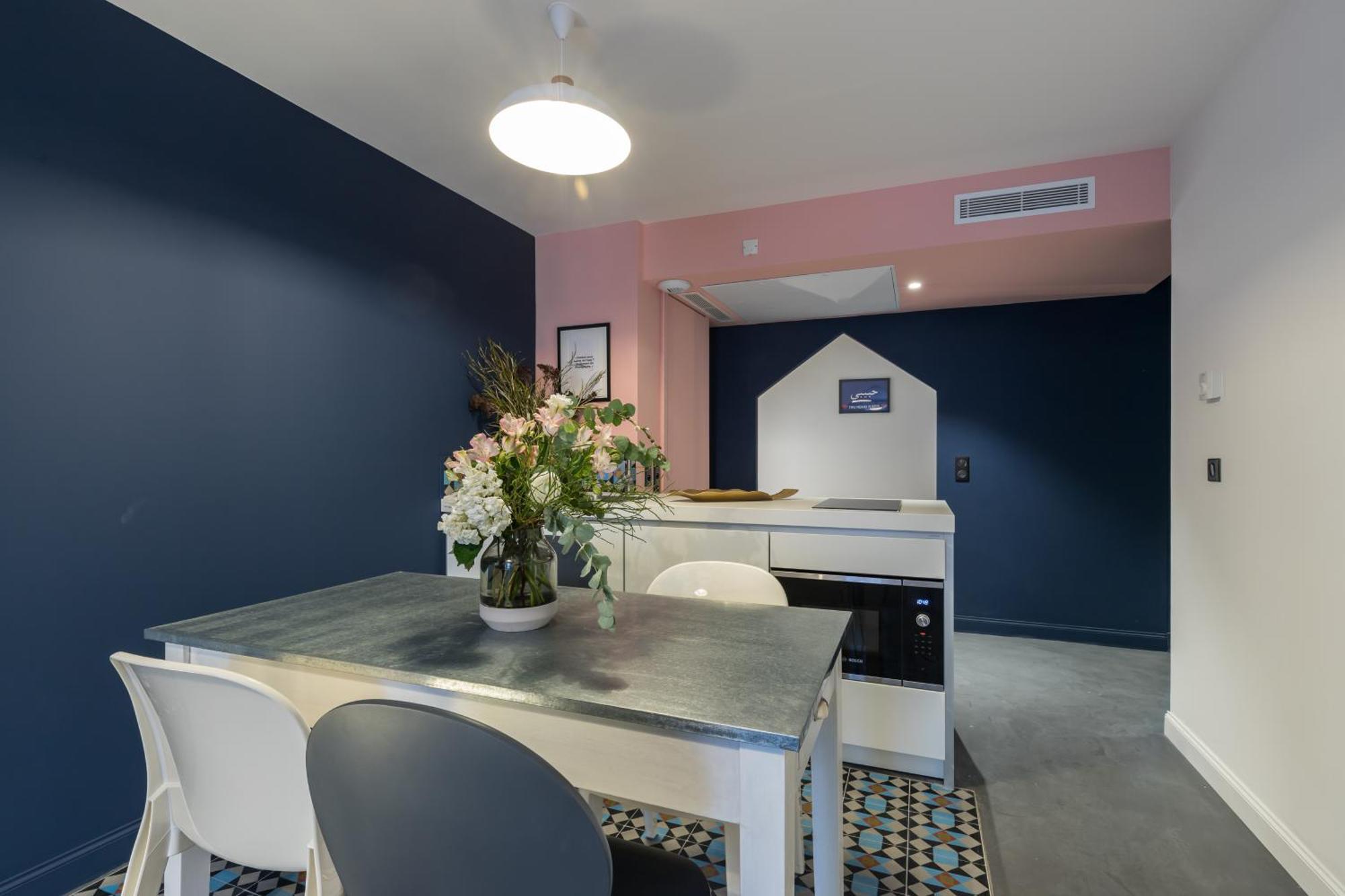 L'abeille - Boutique 4*