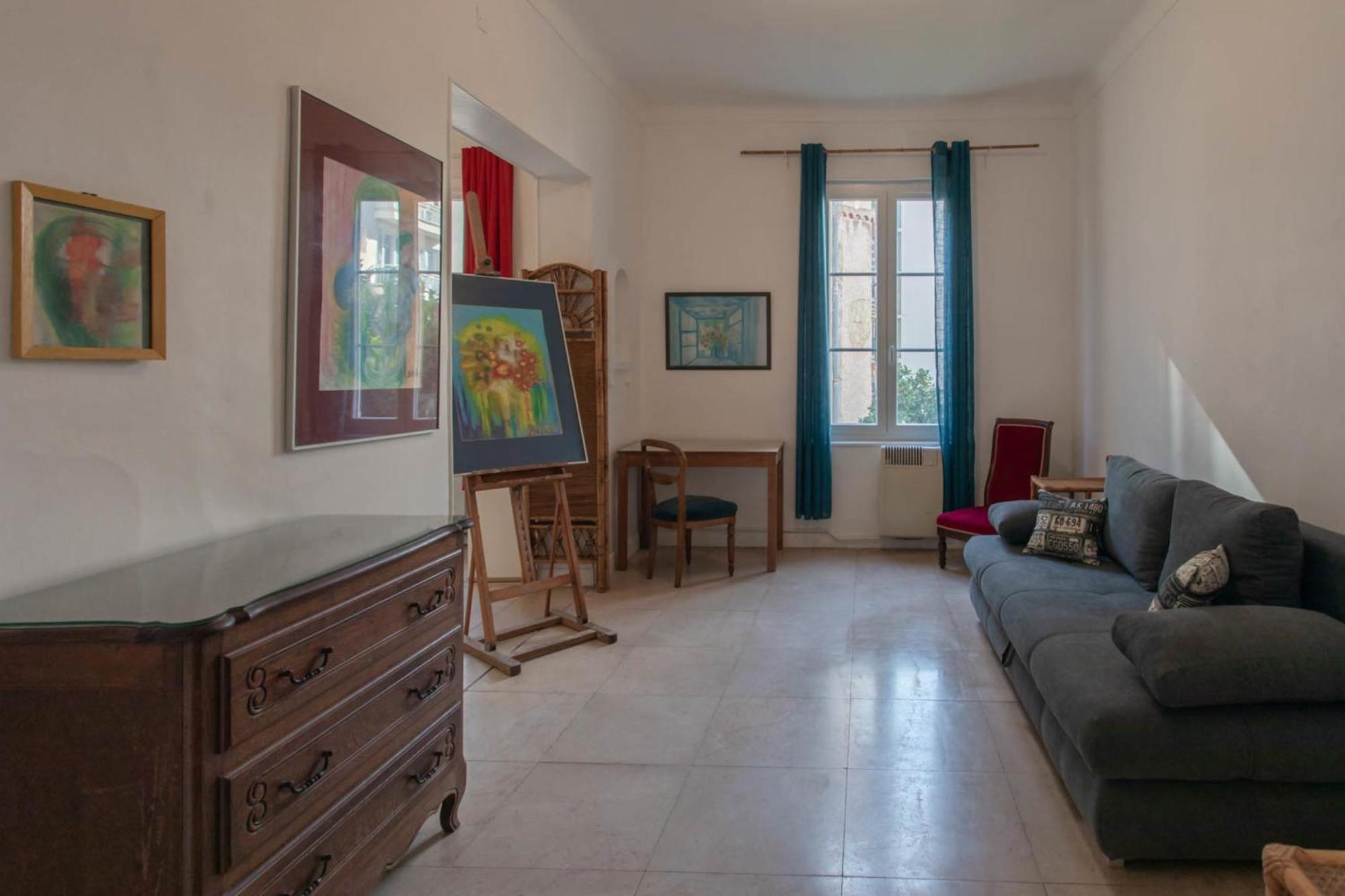 La Porte Bleue Furnished Flat * Nice