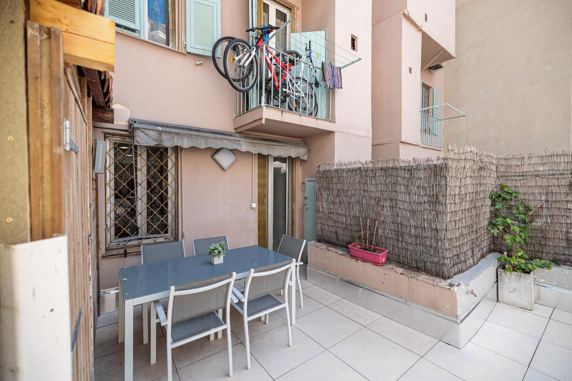 Amazing 3 Bdrs And Garden Place Du Pin Parking ! Apartment *