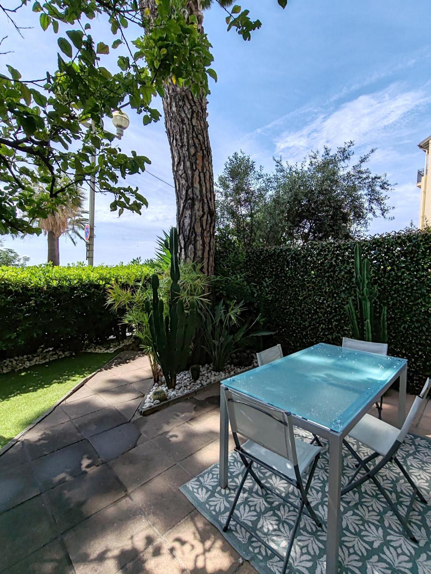 Garden Atlantide Promenade * Nice