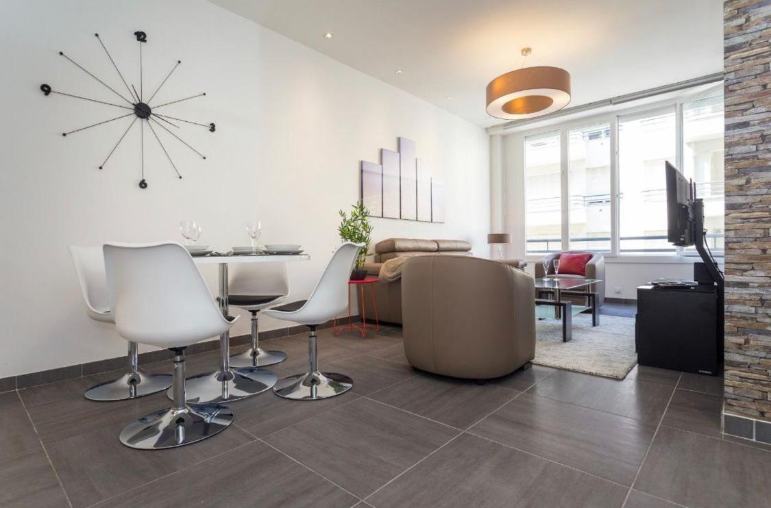 Apartment Royal Near The Beaches *