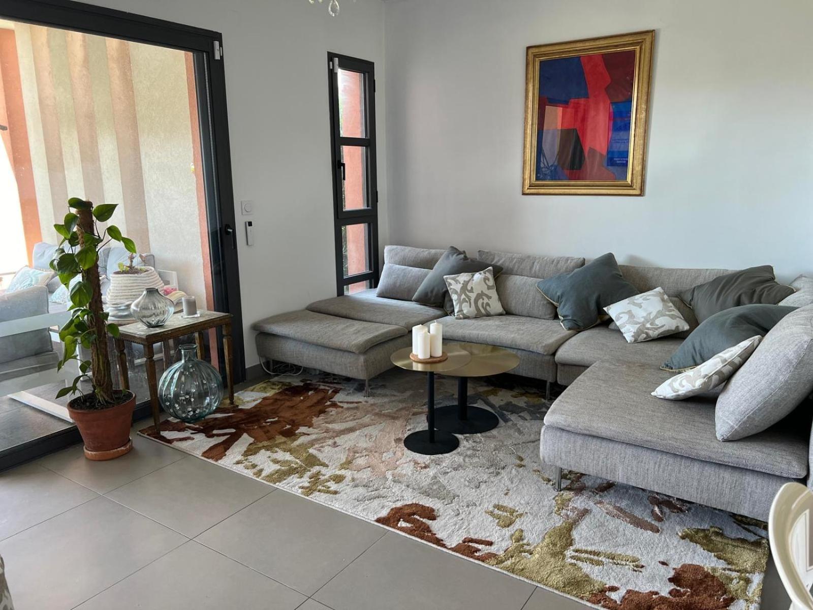 Appartement Joli 3 Pieces Ensoleille Sur Les Hauteurs De *