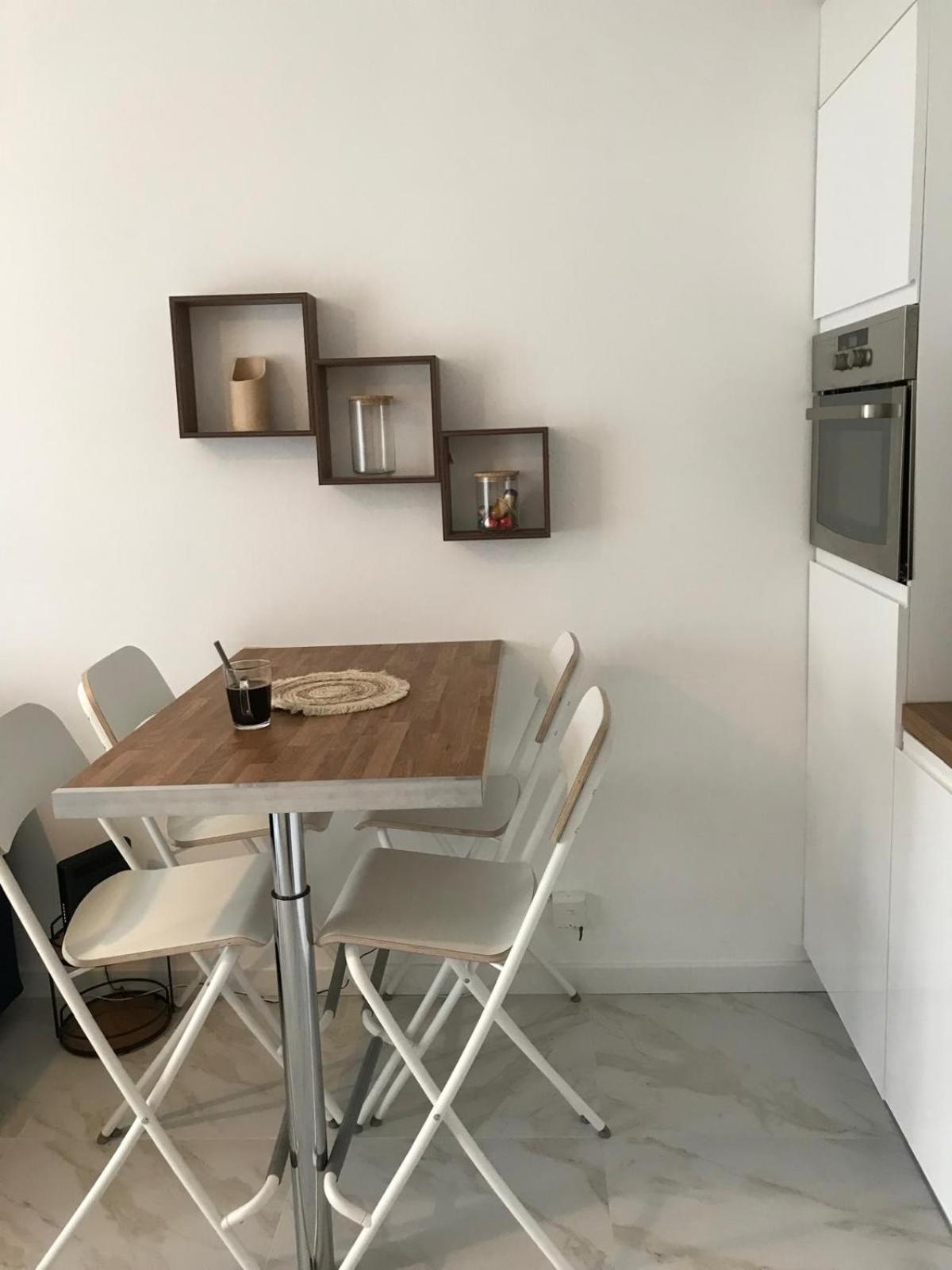 Apartment 1 Minute De La Promenade Des