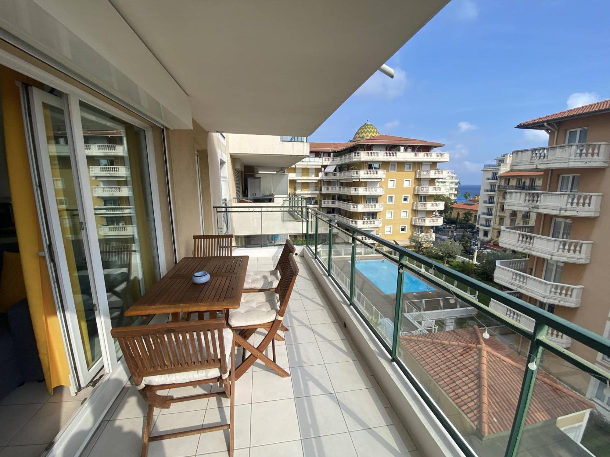 Apartment Magnan 2p-piscine, Clim, Parking *