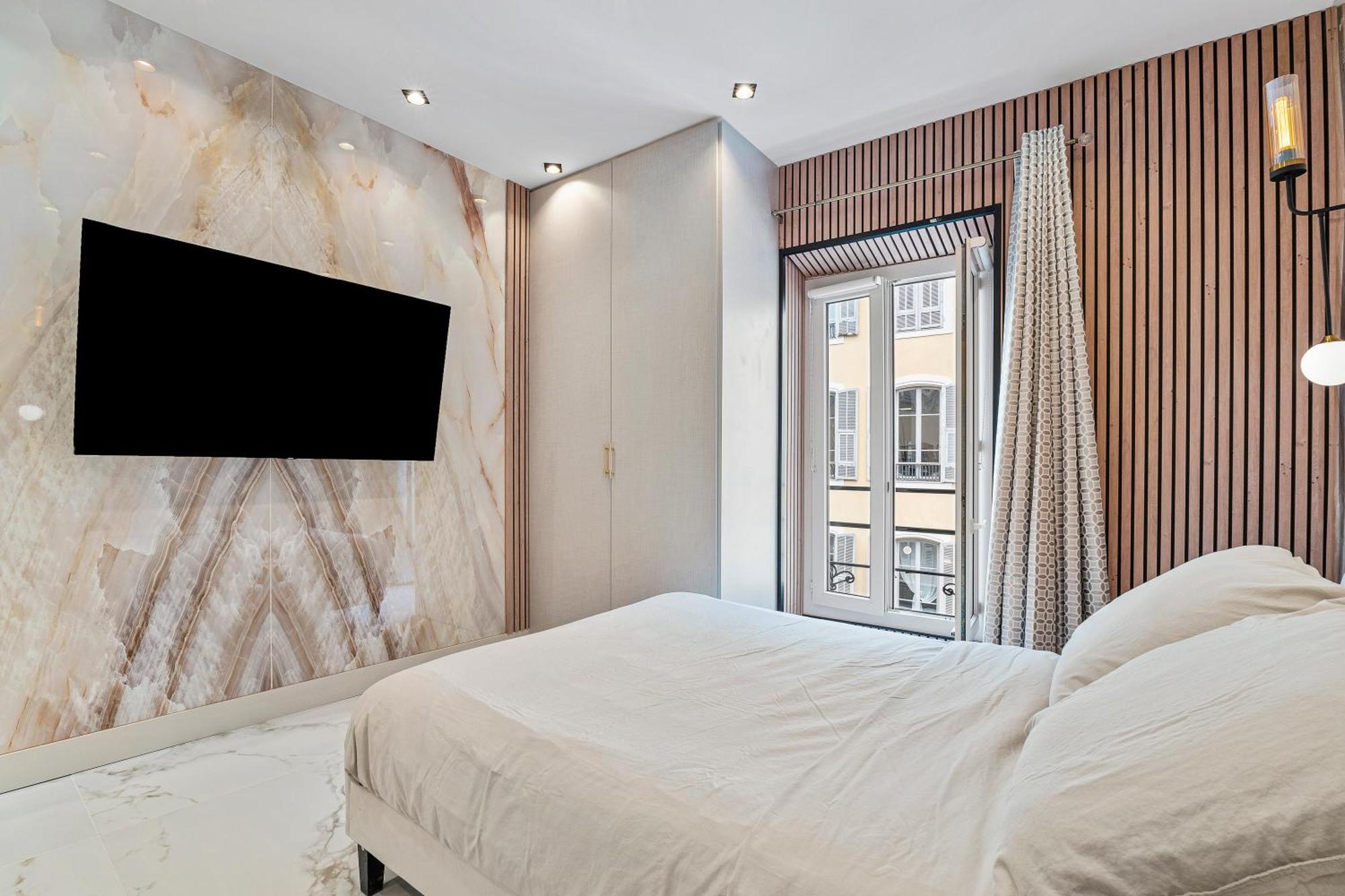 Renting - 8france - Luxury & Comfort Jacuzzi Massena * Nice