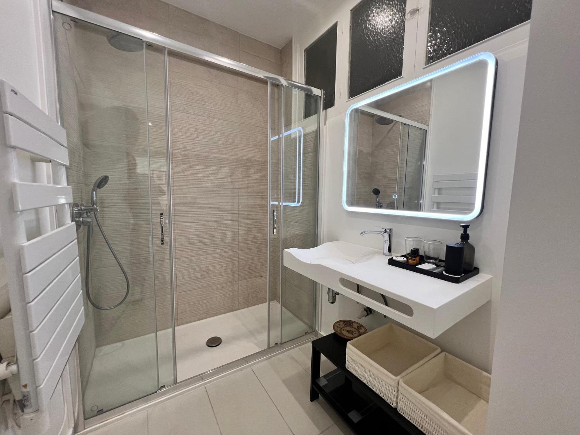 Riviera - Terrasse Cervantes - Medecin - Gare Thiers Apartment 4*