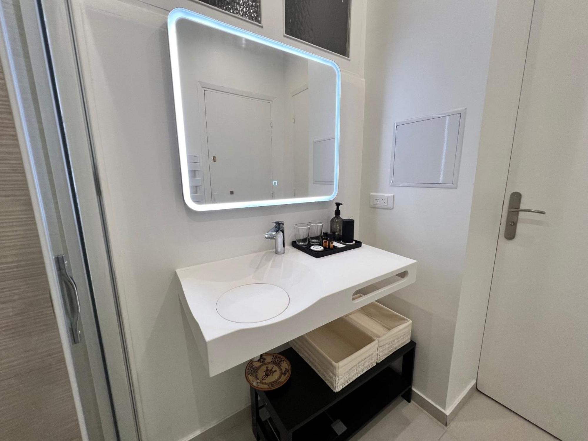 Riviera - Terrasse Cervantes - Medecin - Gare Thiers Apartment