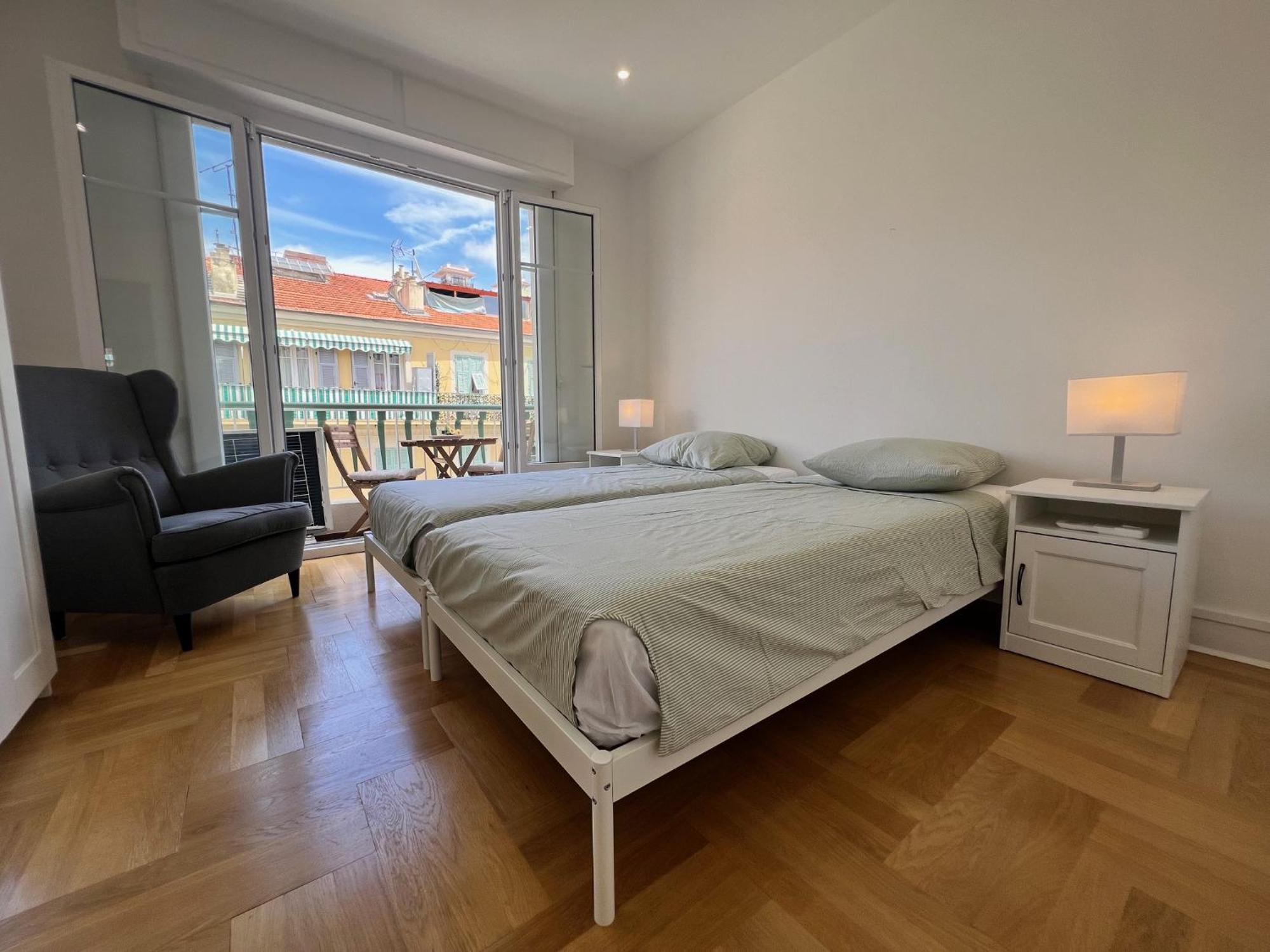 Riviera - Terrasse Cervantes - Medecin - Gare Thiers Apartment