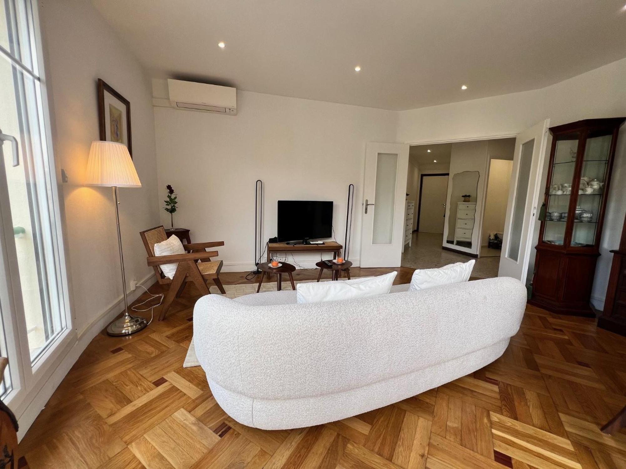 Apartment Riviera - Terrasse Cervantes - Medecin - Gare Thiers 4*