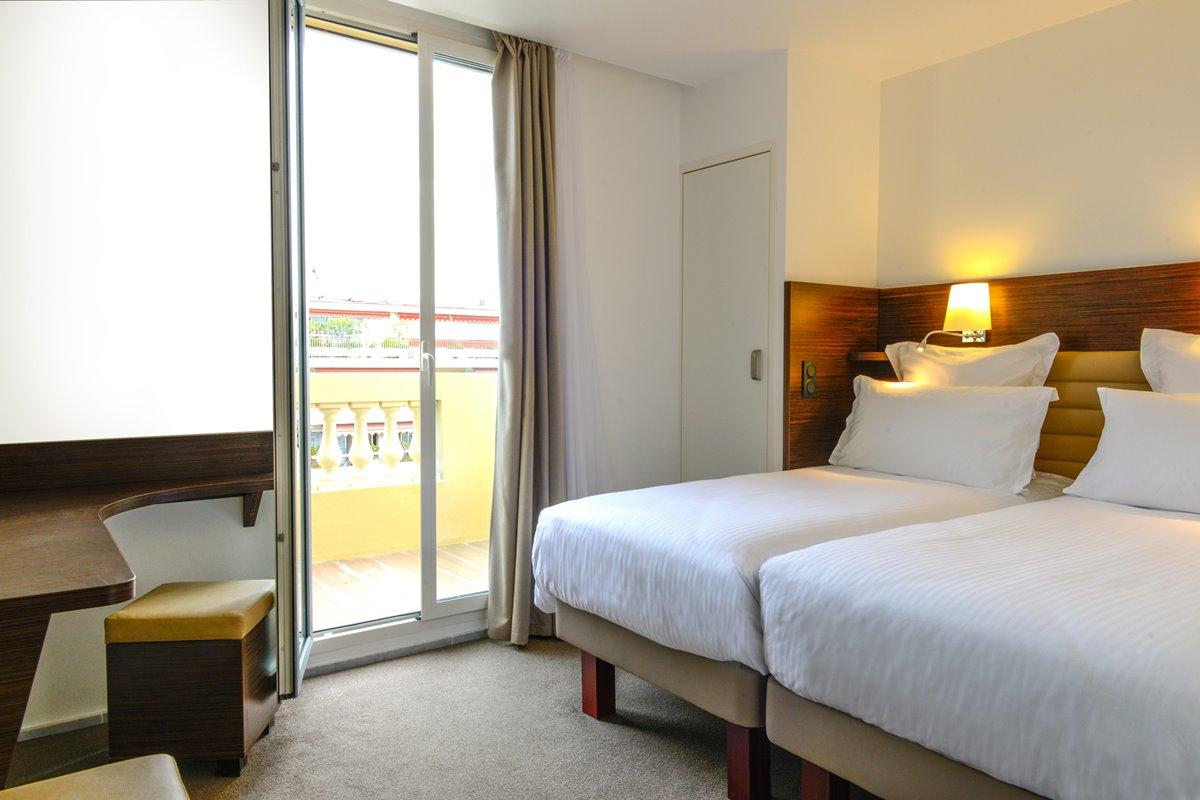 Hotel & Monsigny Nice