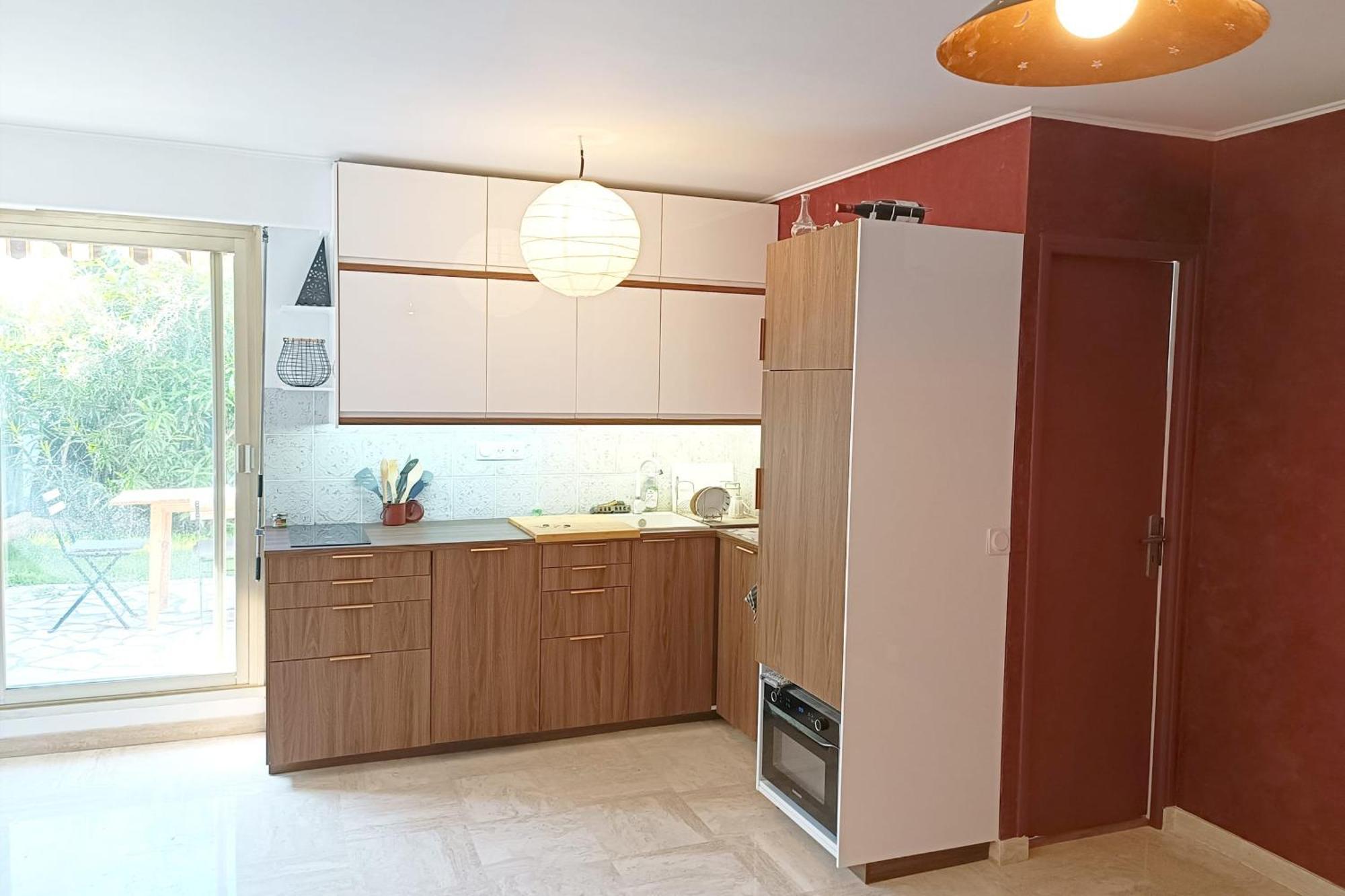 Apartment Refurbished With Terrace And Garden