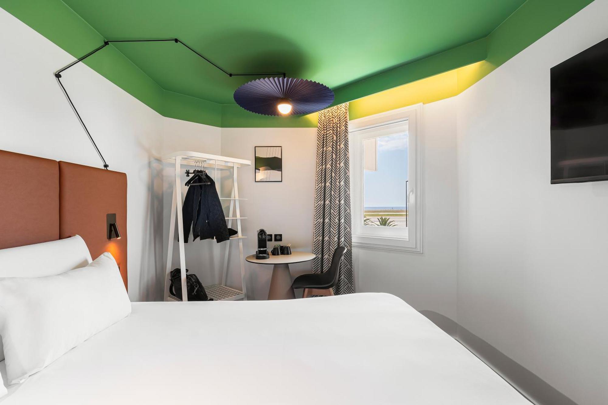 Ibis Aeroport Promenade Des Hotel