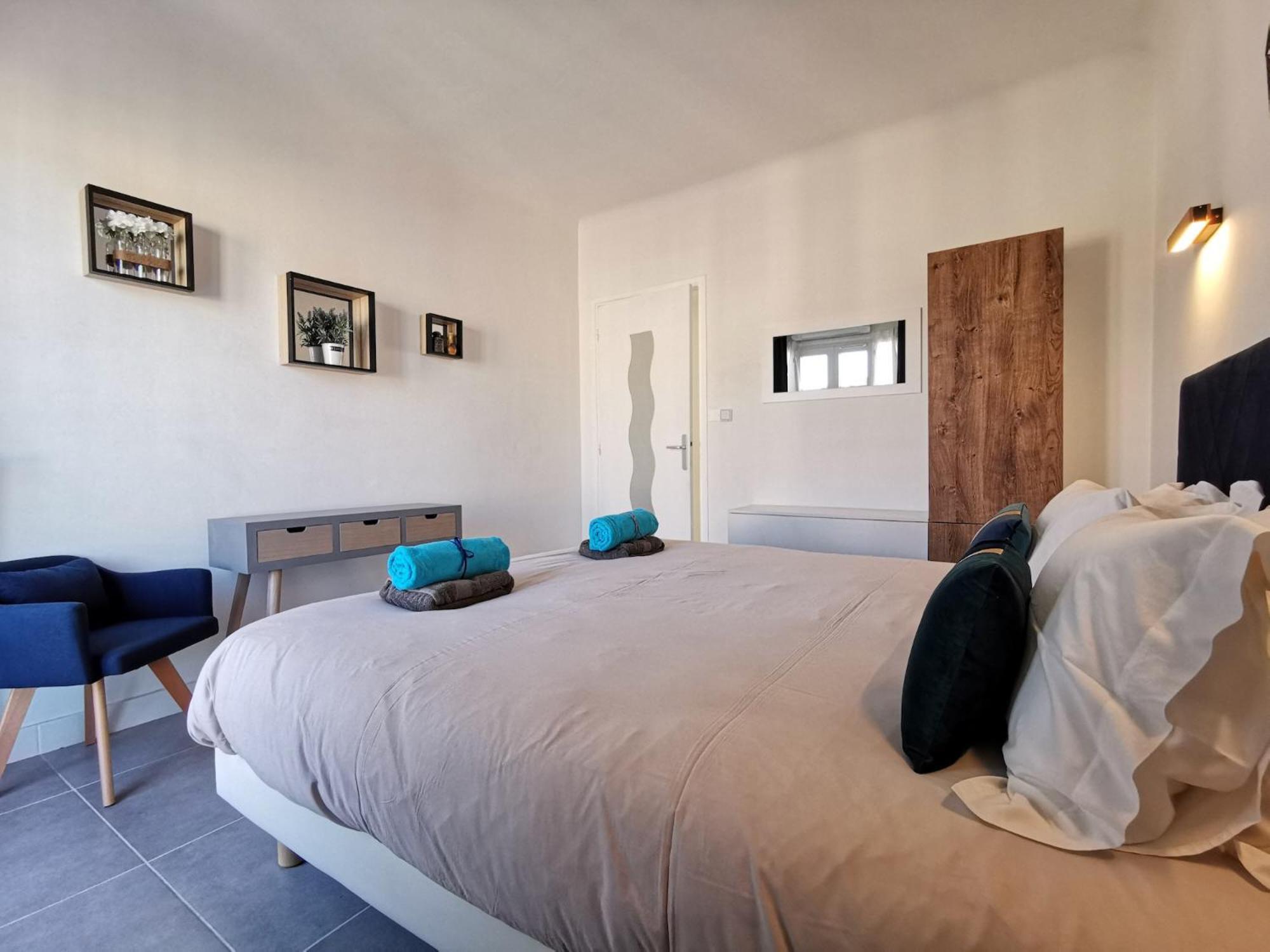 Le Saint Pierre Apartment *