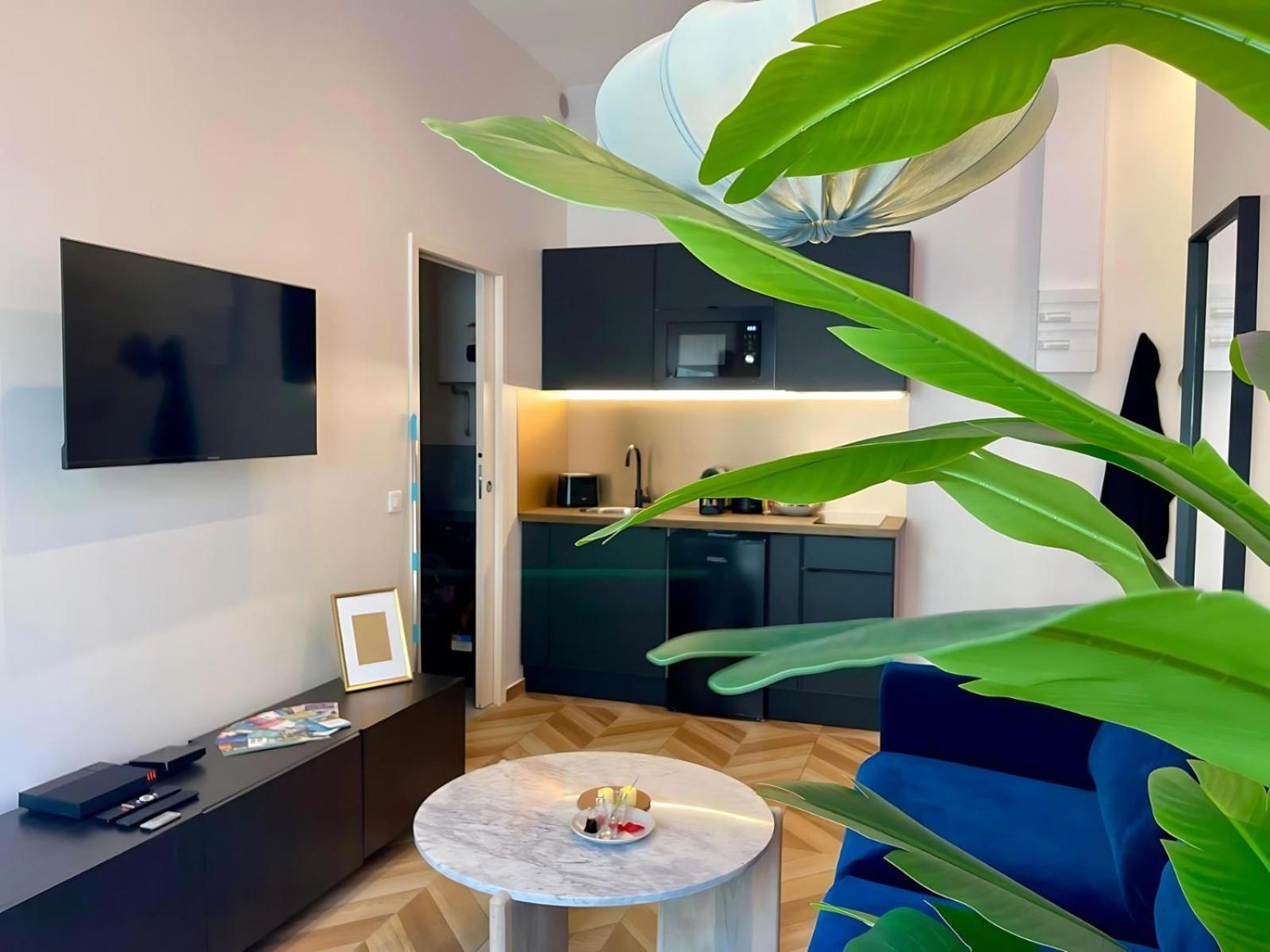 Luxurious - Seaside - Bath - Wifi - Ac Nice